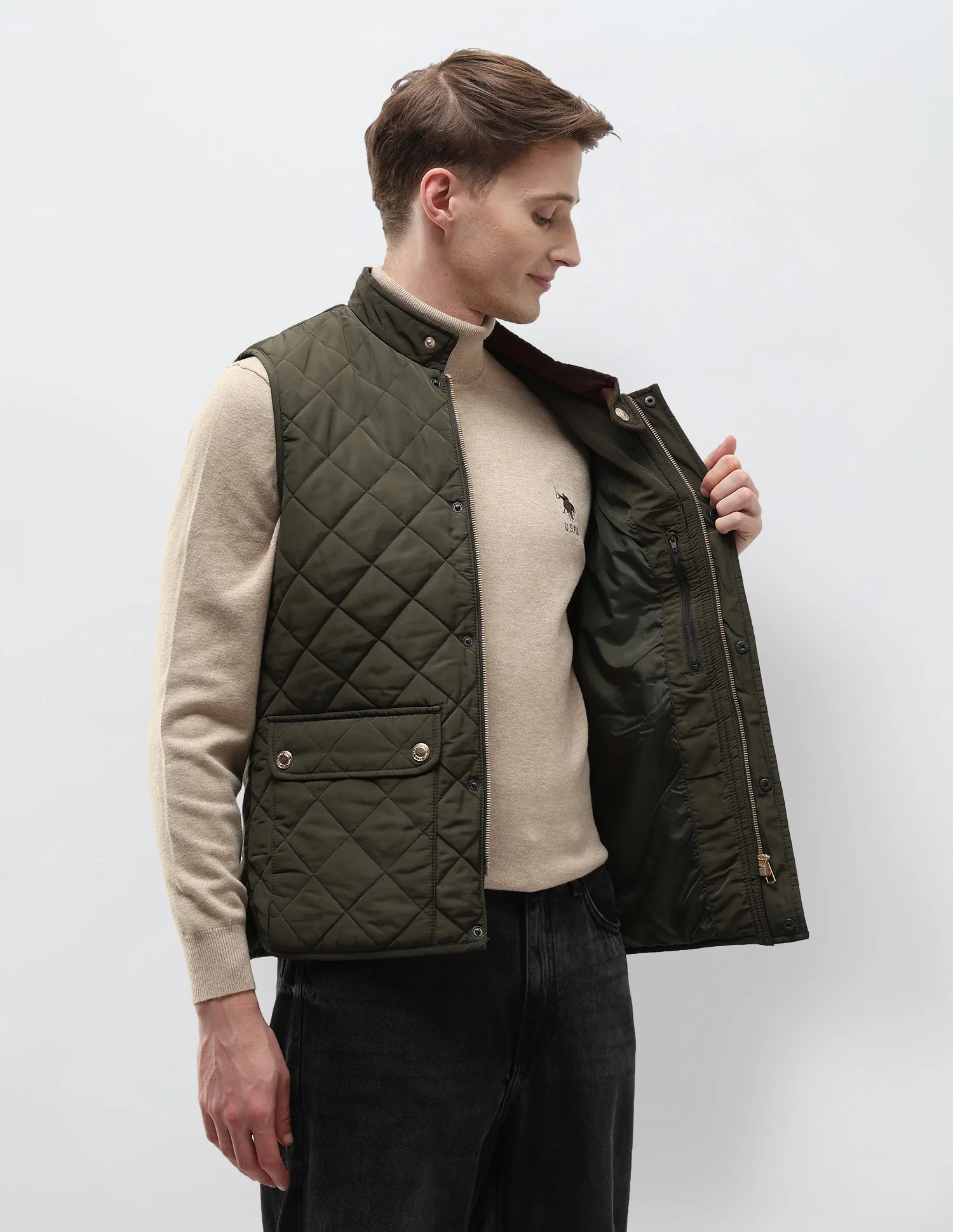 High Neck Solid Quilted Jacket - Image 9