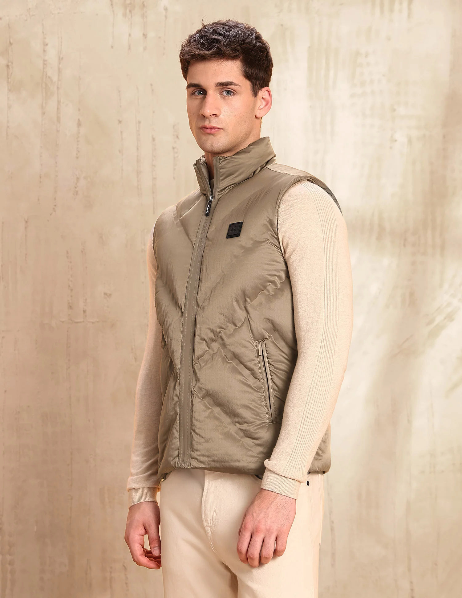Legend Of Horseshoe Puffer Jacket - Image 5