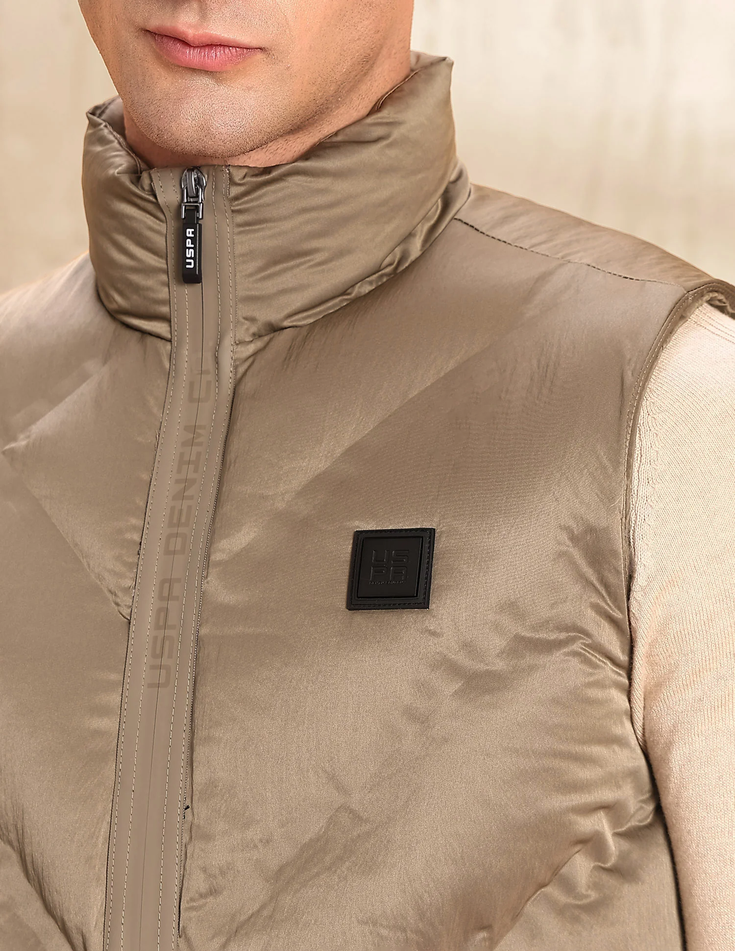 Legend Of Horseshoe Puffer Jacket - Image 8