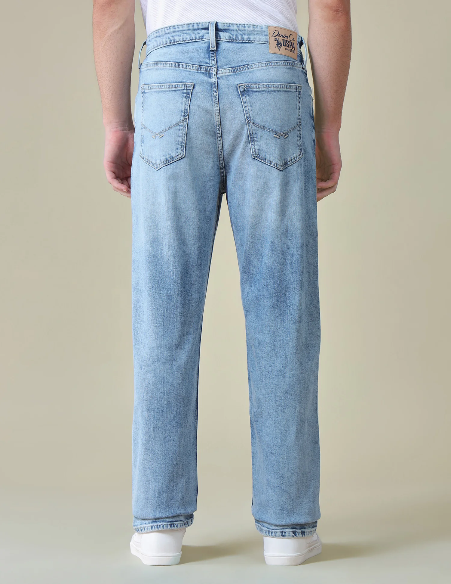 Logan Loose Straight Fit Blue Jeans - Image 5