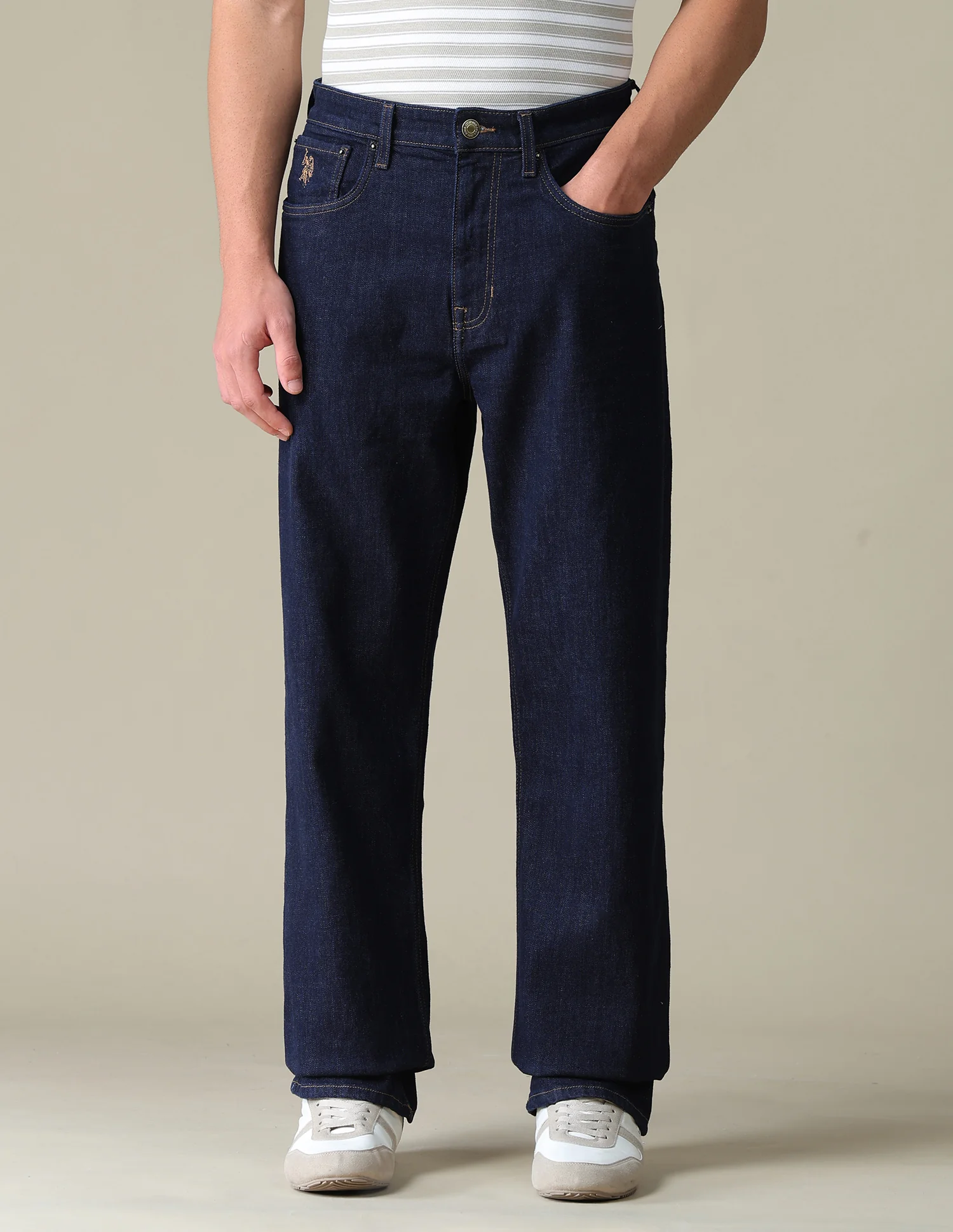 Logan Loose Straight Fit Blue Jeans - Image 6