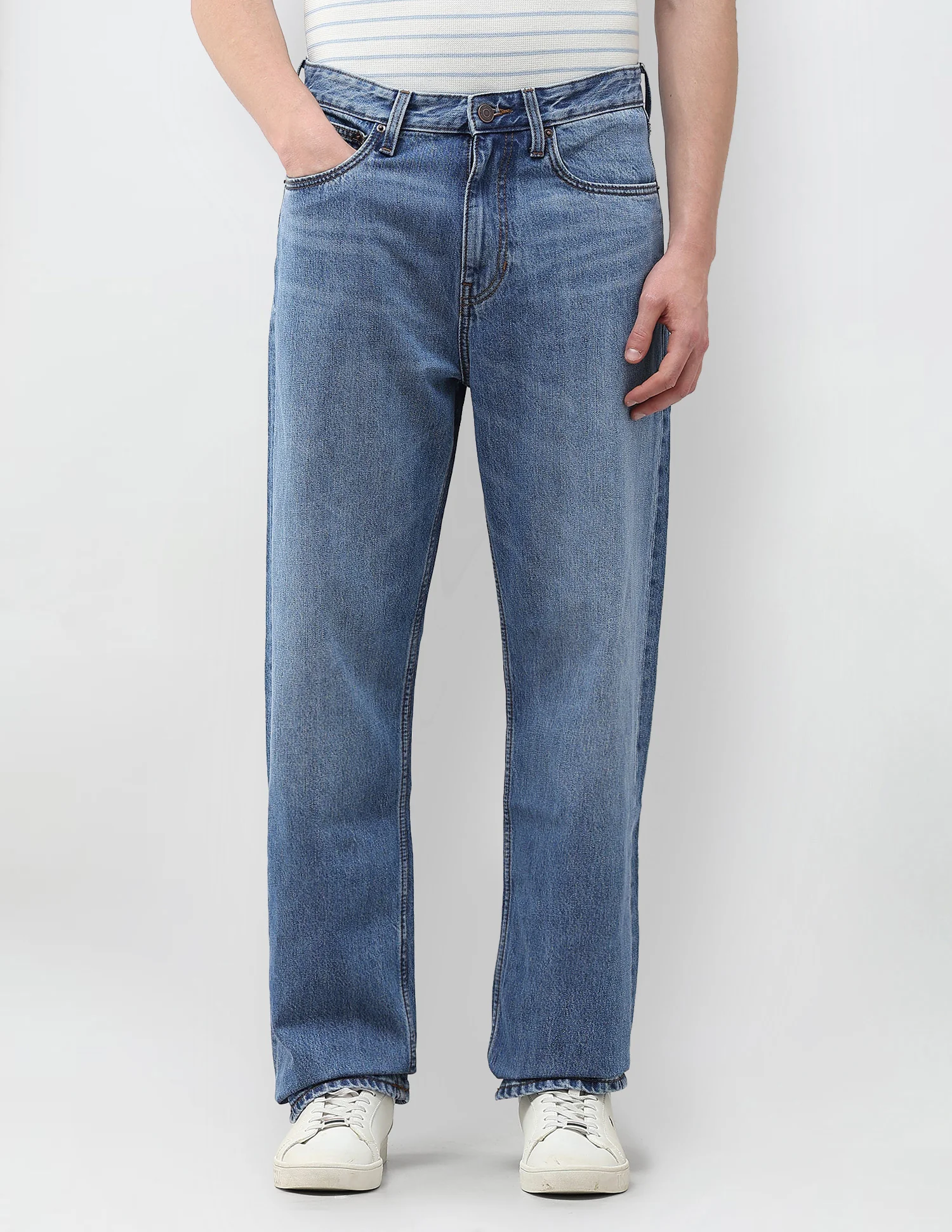 Logan Loose Straight Fit Blue Jeans - Image 6