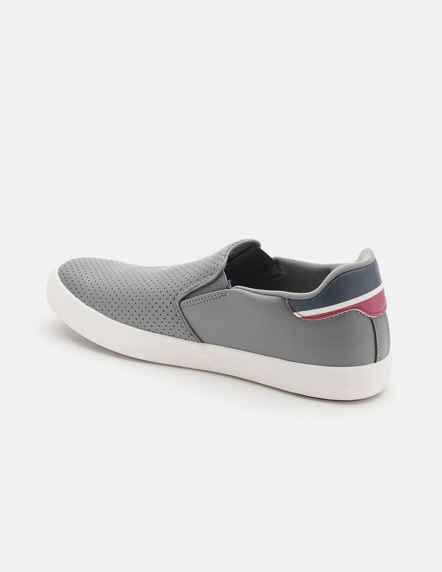 Men Campbell 3.0 Slip On Sneakers - Image 4