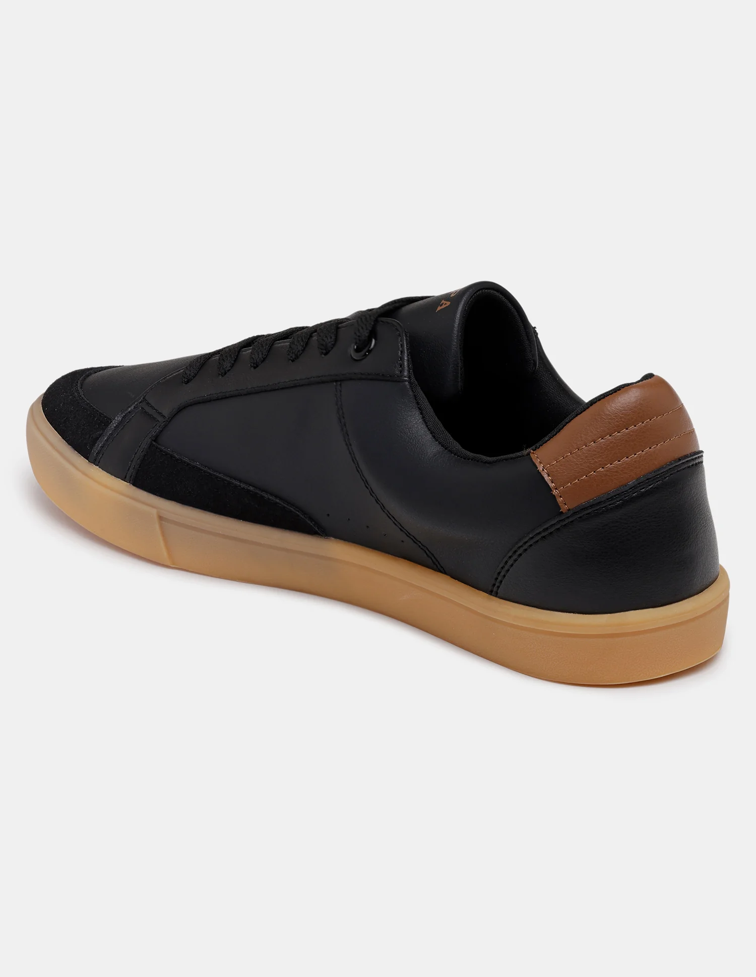 Men Chivery Solid Sneakers - Image 3