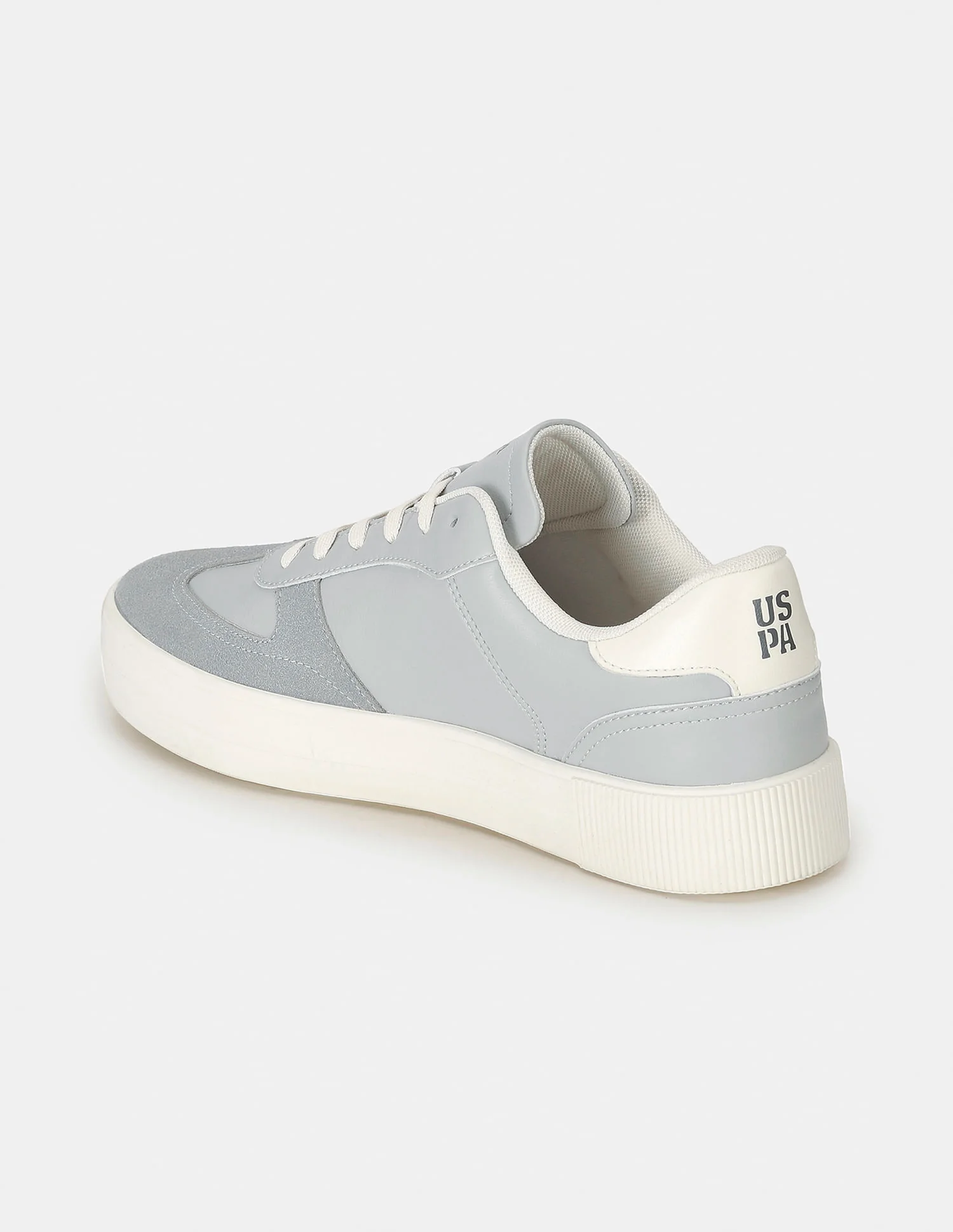 Men Colour Blocked Palfrey Sneakers - Image 4