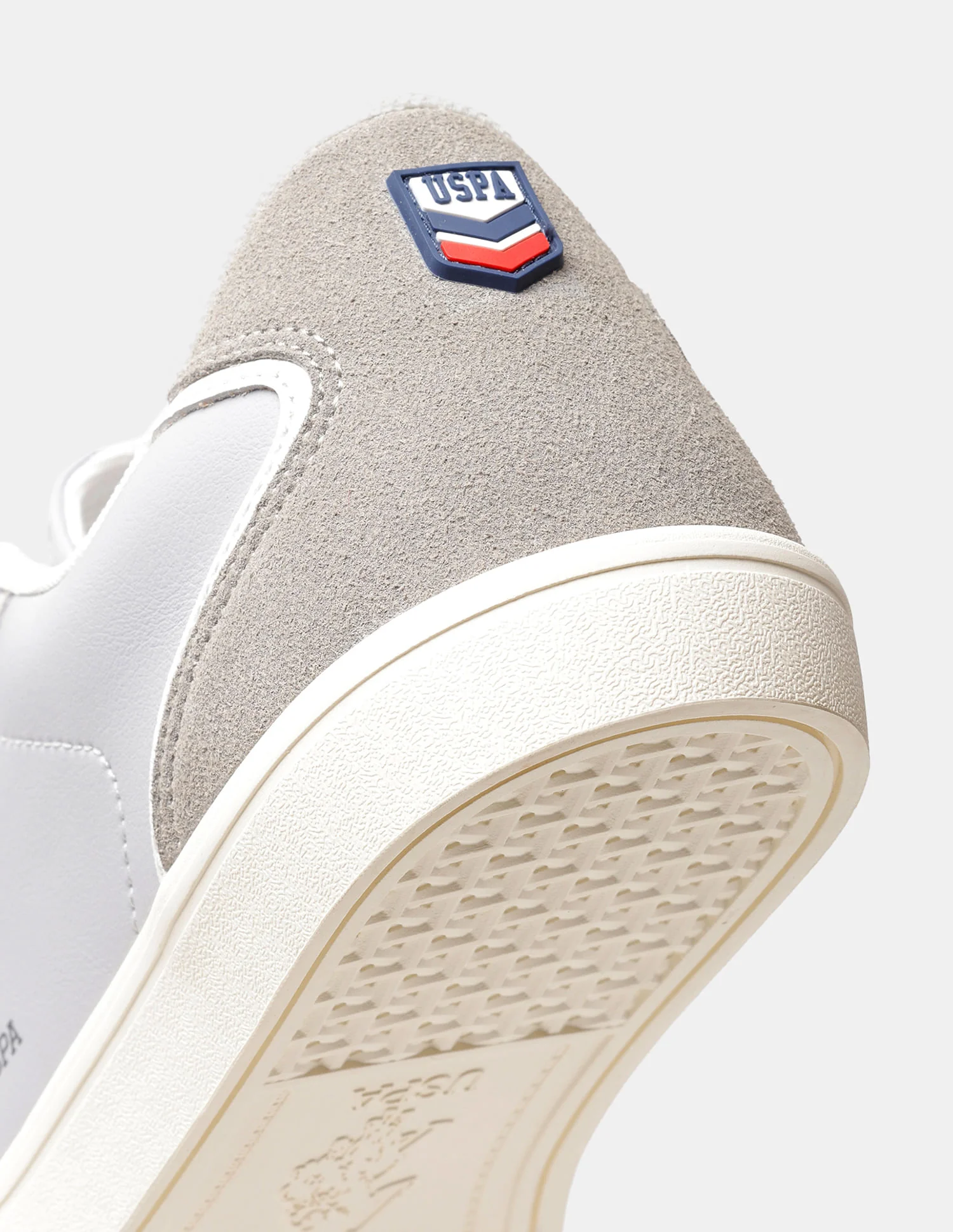 Men Colour Blocked Suede Oberon Sneakers - Image 9