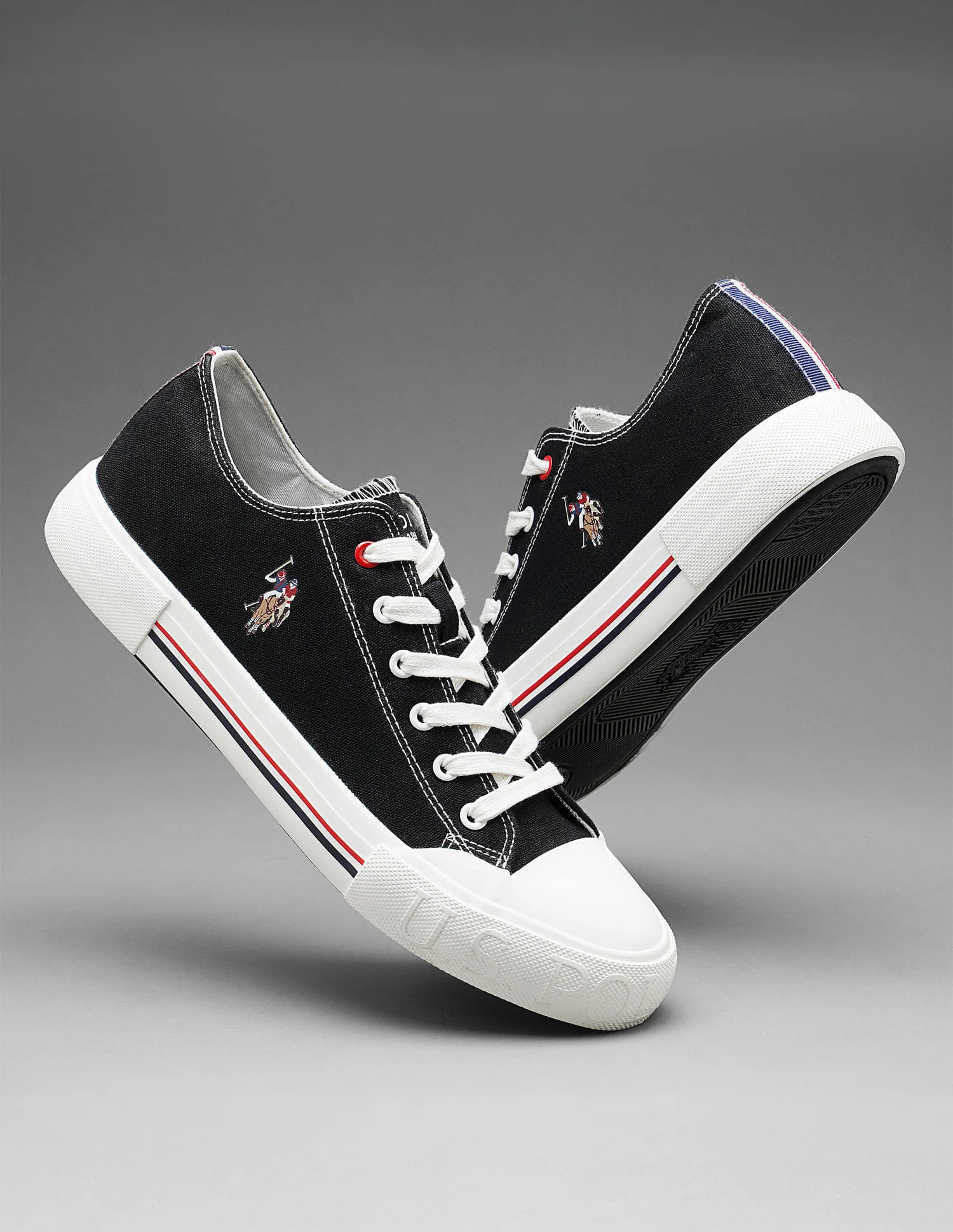 Men Drew 2.0 Solid Sneakers