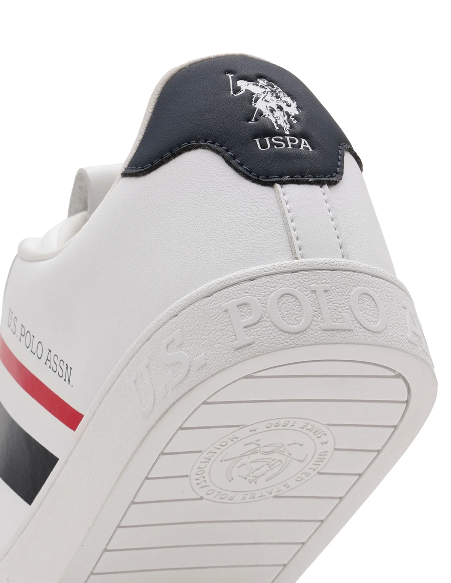 Men Ferro Solid Sneakers - Image 9