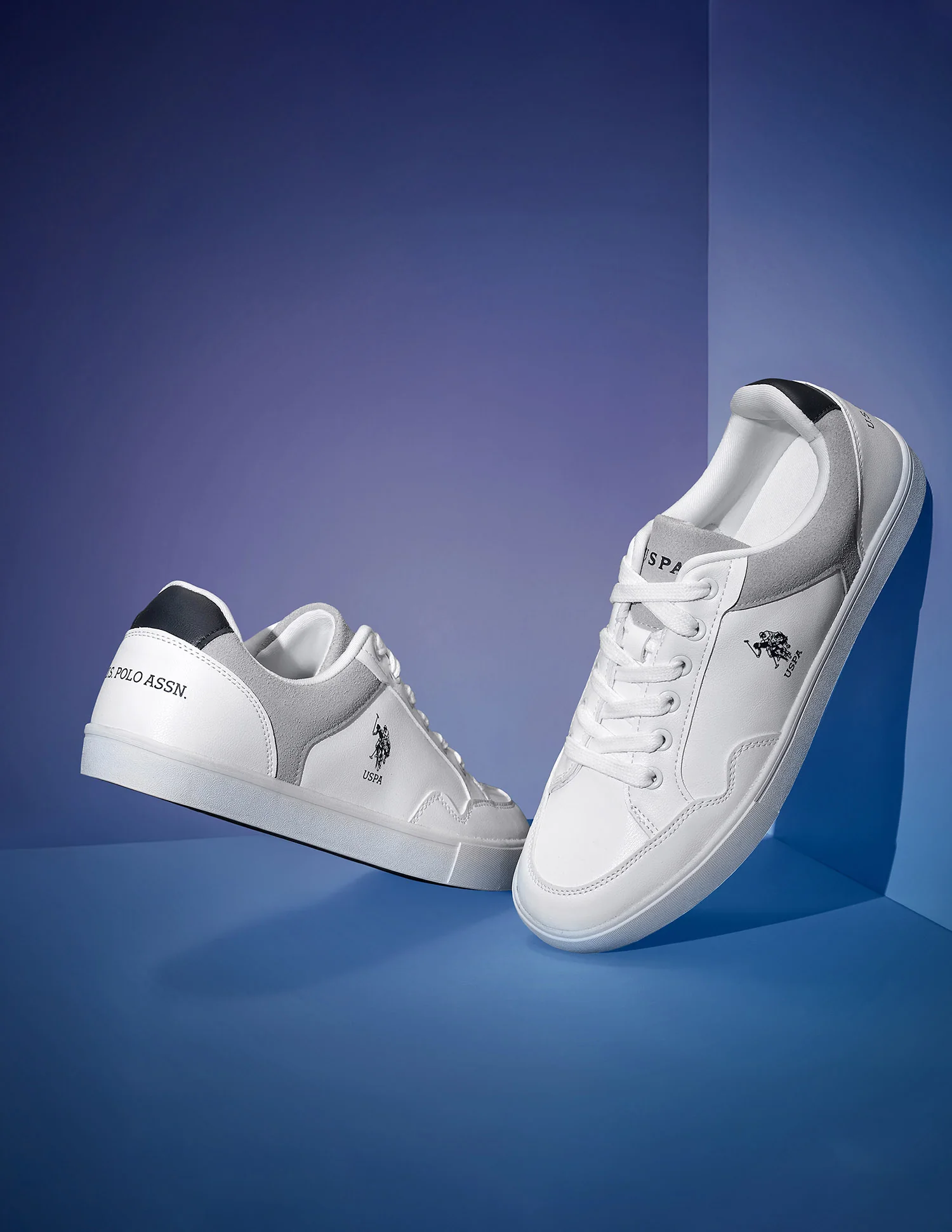 Men Hampton 2.0 Colourblocked Sneakers