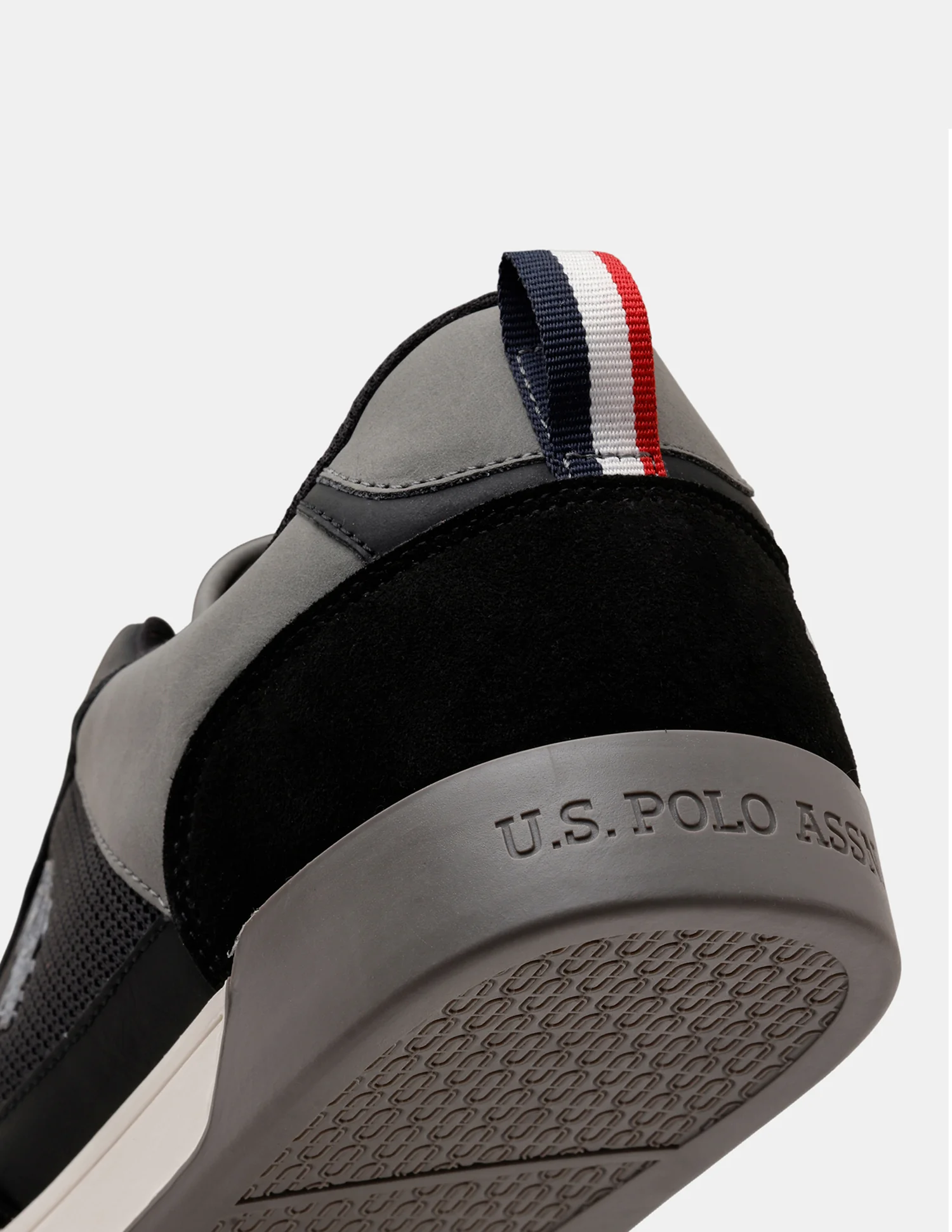 Men Ignacio Colourblocked Smart Sneakers - Image 6