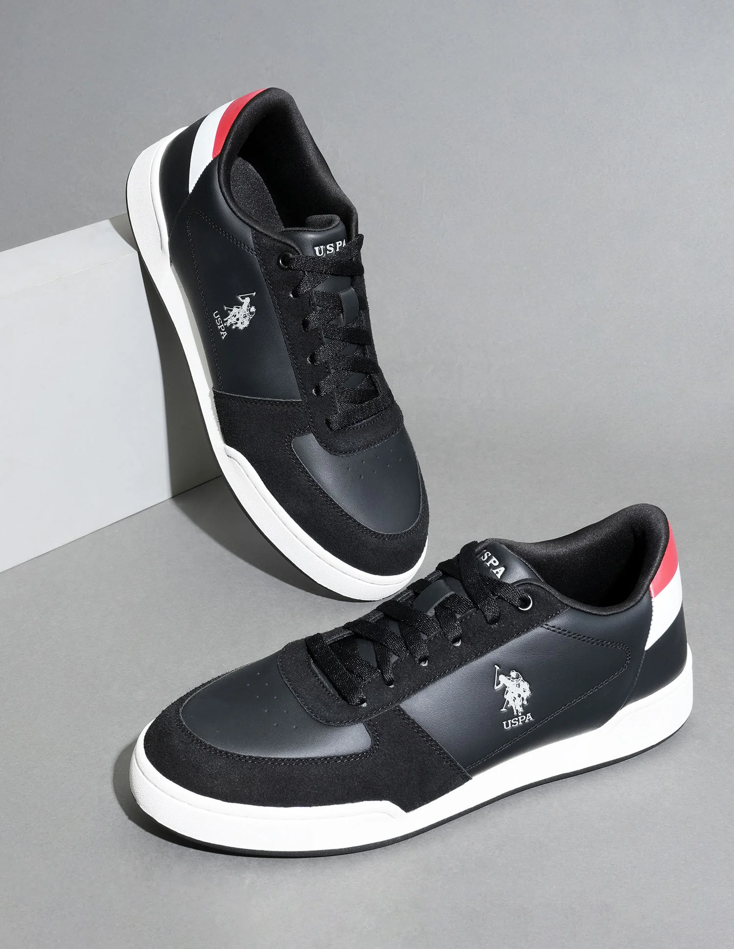Joel Colourblocked Sneakers