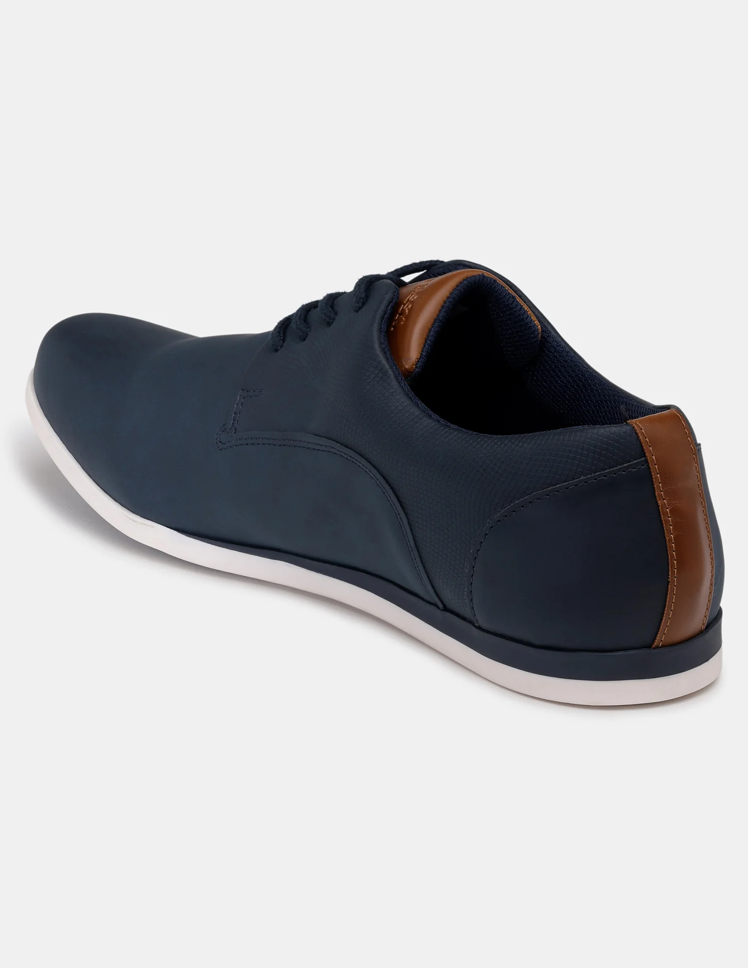 Men Lace-Ups Clest 2.0 Shoes - Image 4