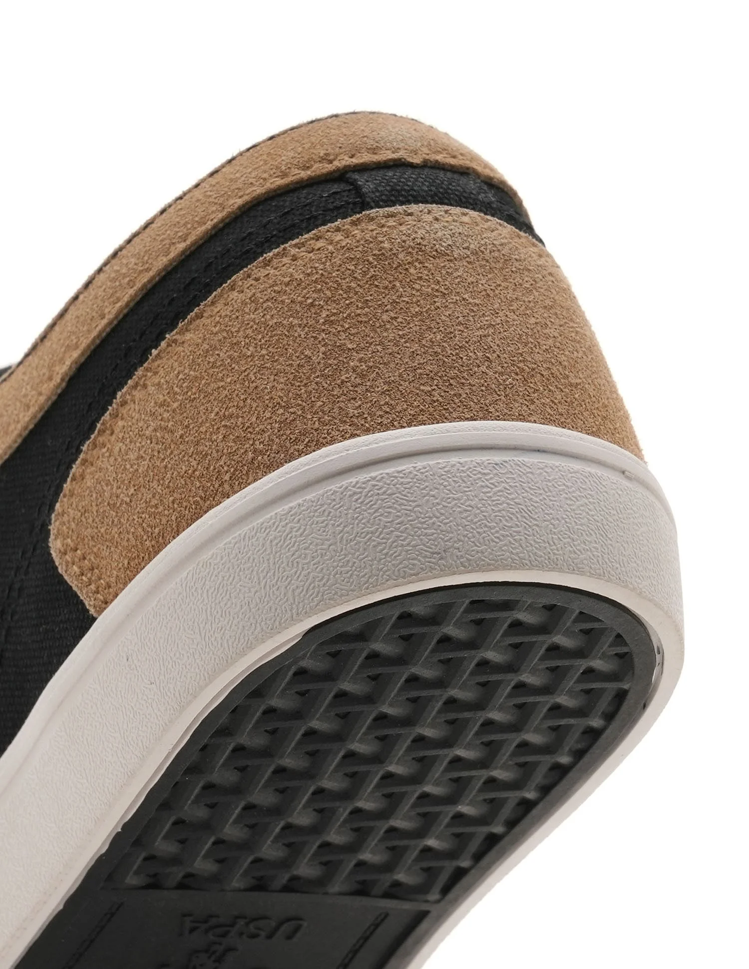 Men Monton 6.0 Colourblocked Sneakers - Image 8