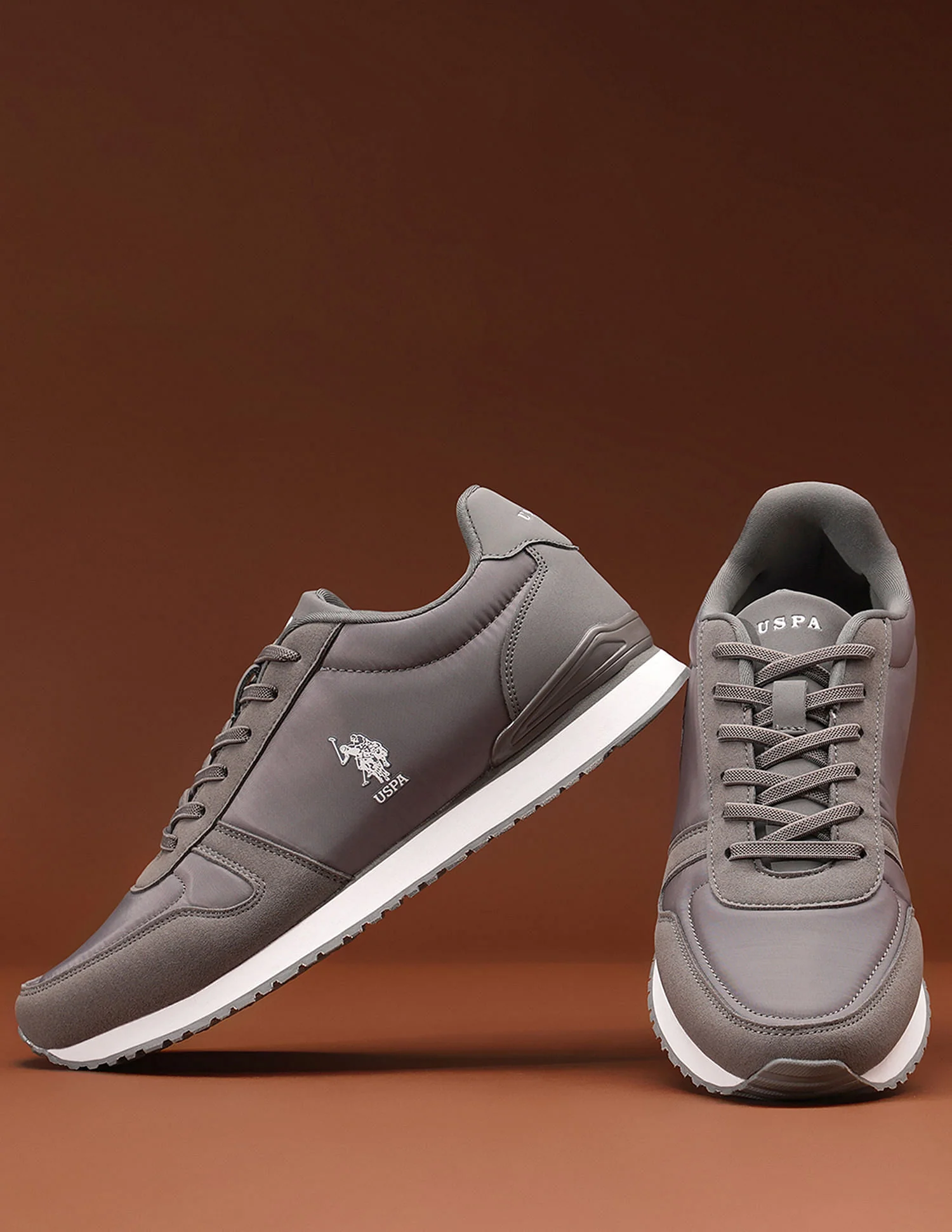 Men Regon Sneakers