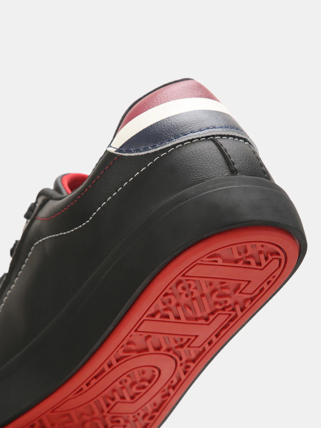 Men Solid Rojas 3.0 Sneakers - Image 9