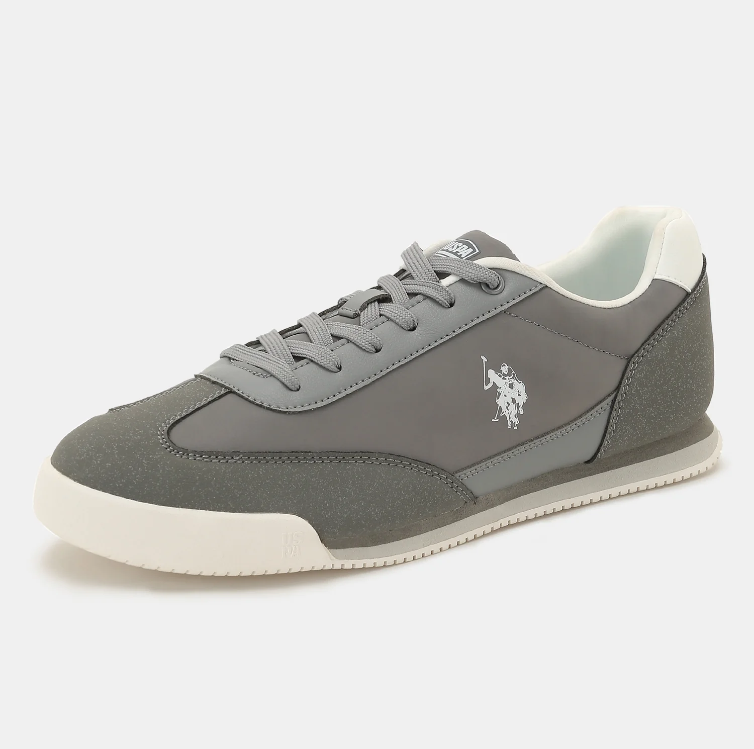 Men Solid Treviri Sneakers - Image 4