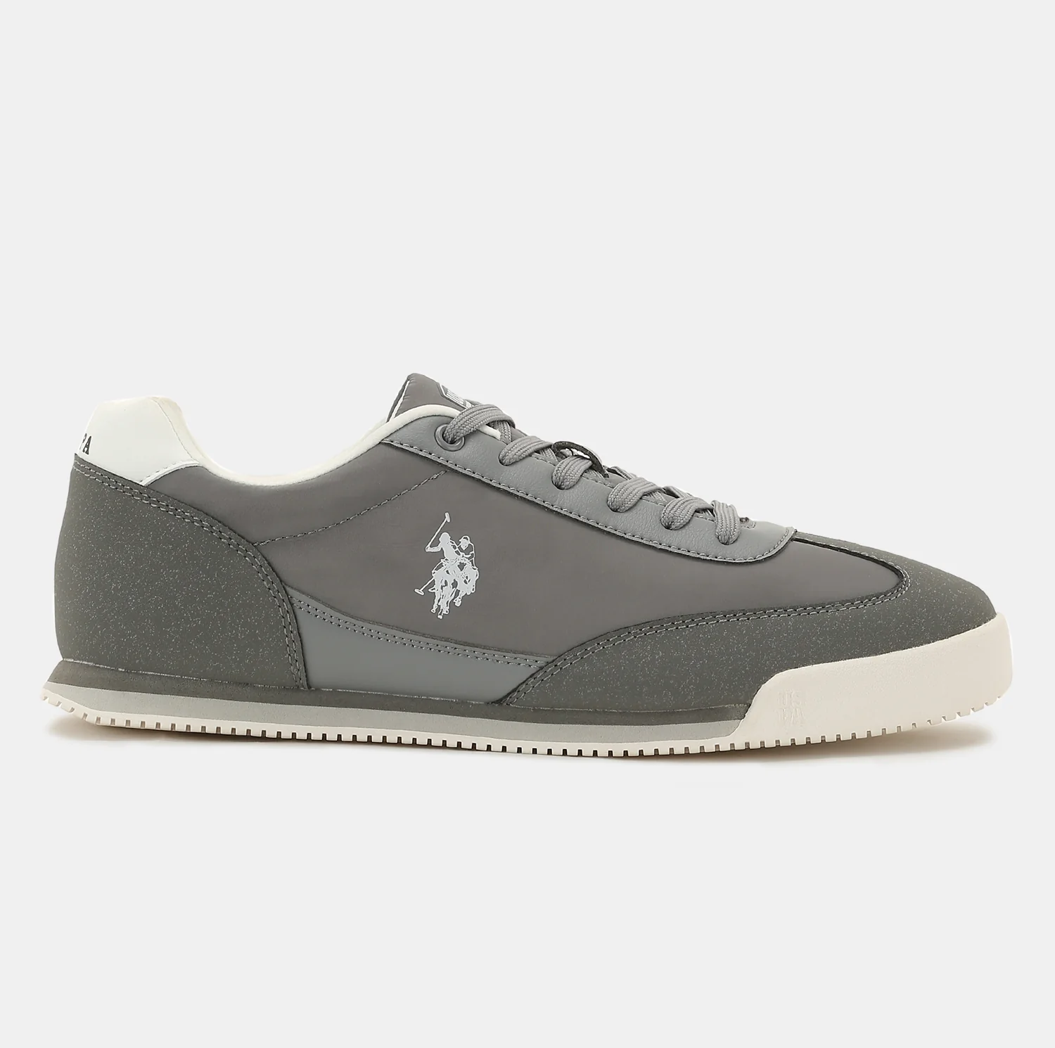 Men Solid Treviri Sneakers - Image 6