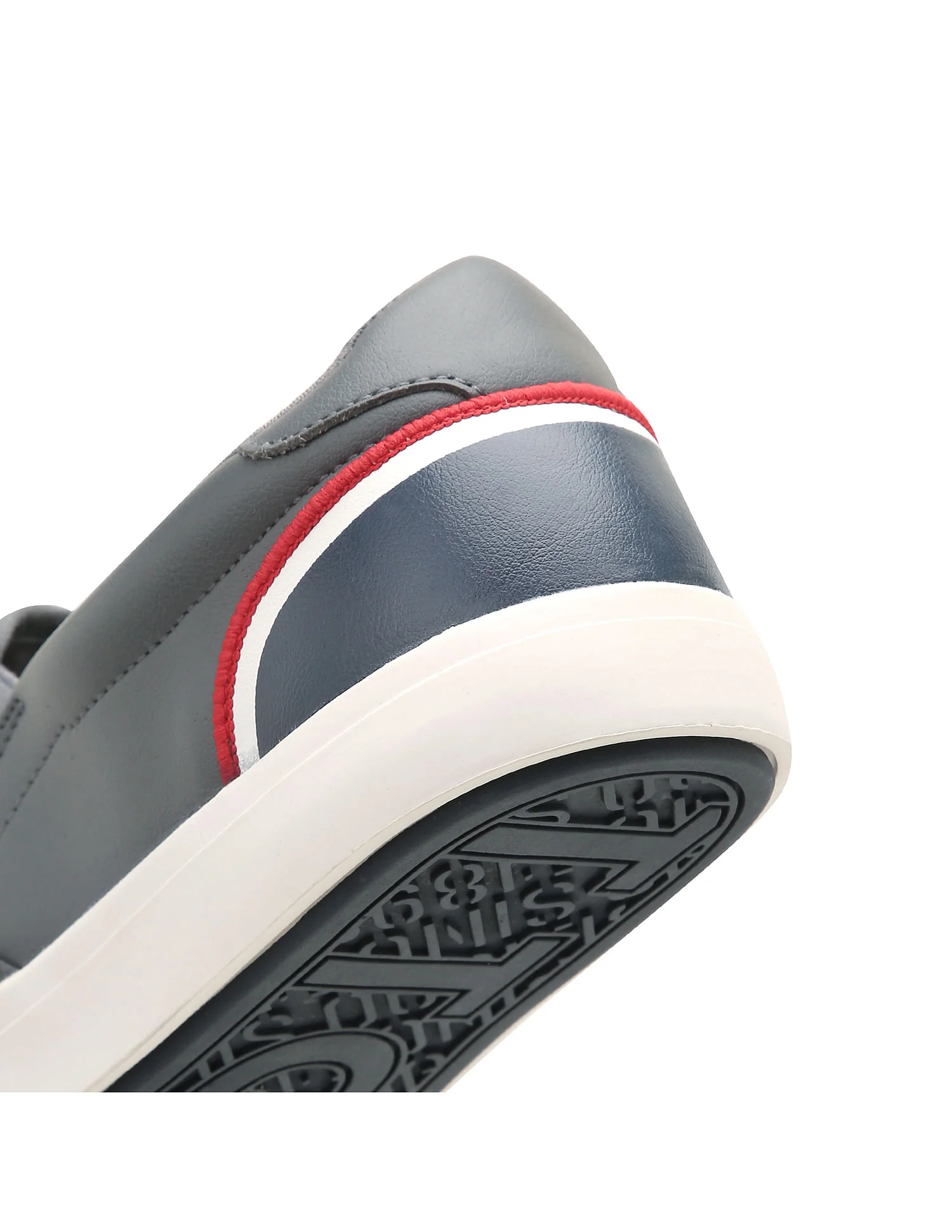 Men Timeo 2.0 Round Toe Sneakers - Image 9