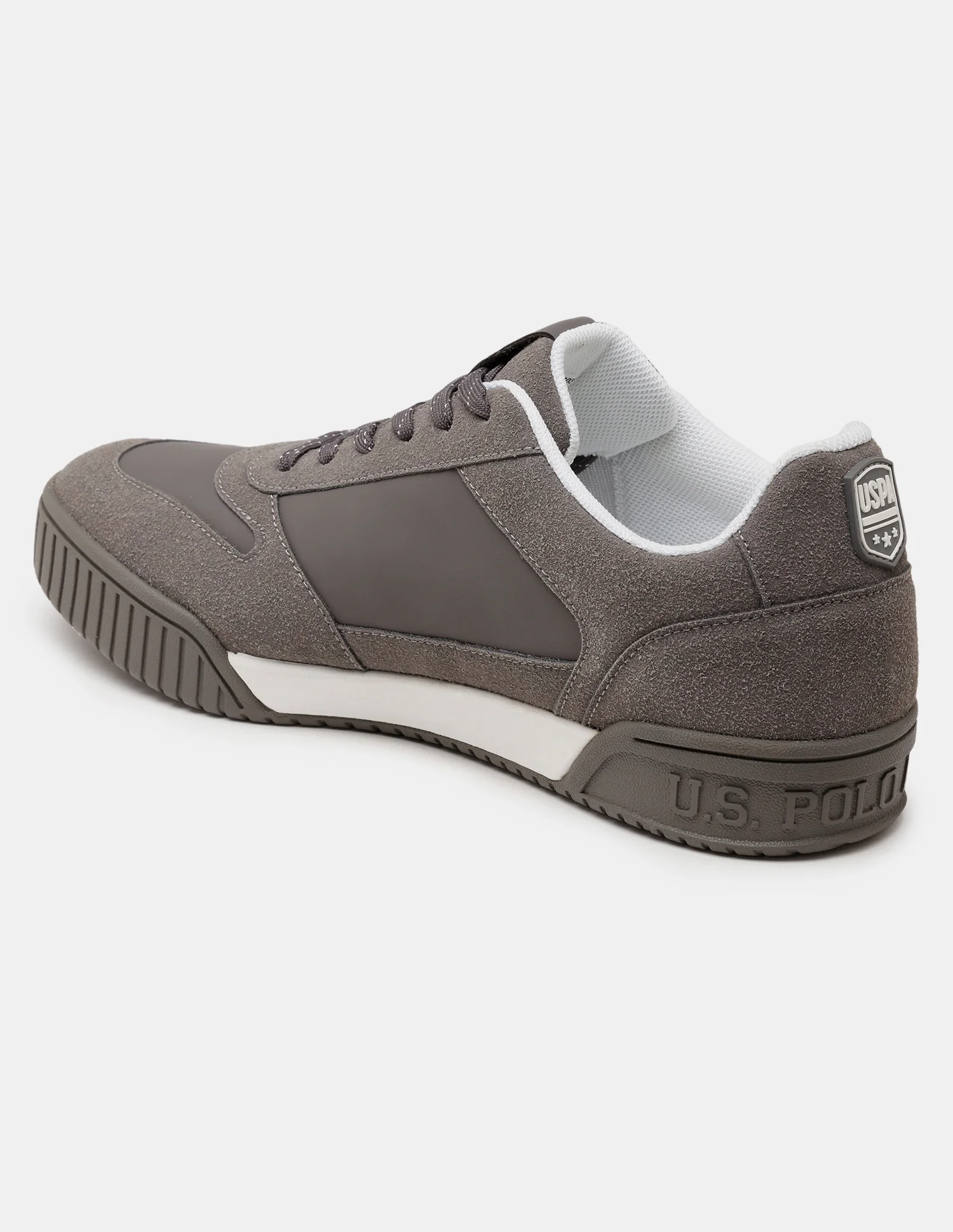 Men Wilber Round Toe Sneakers - Image 3