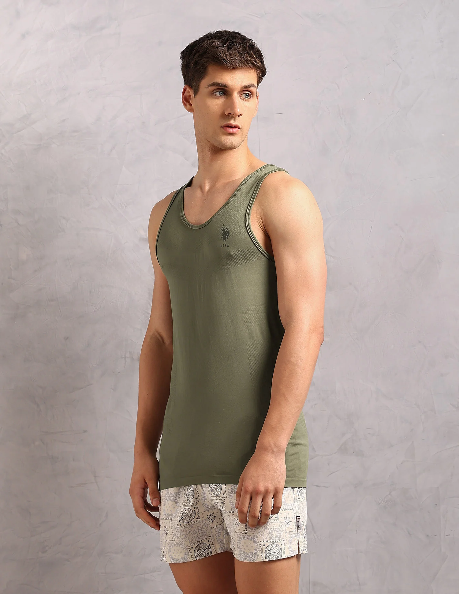 Moisture Absorbent Stretch Fit AV001 Vest - Pack Of 1 - Image 11