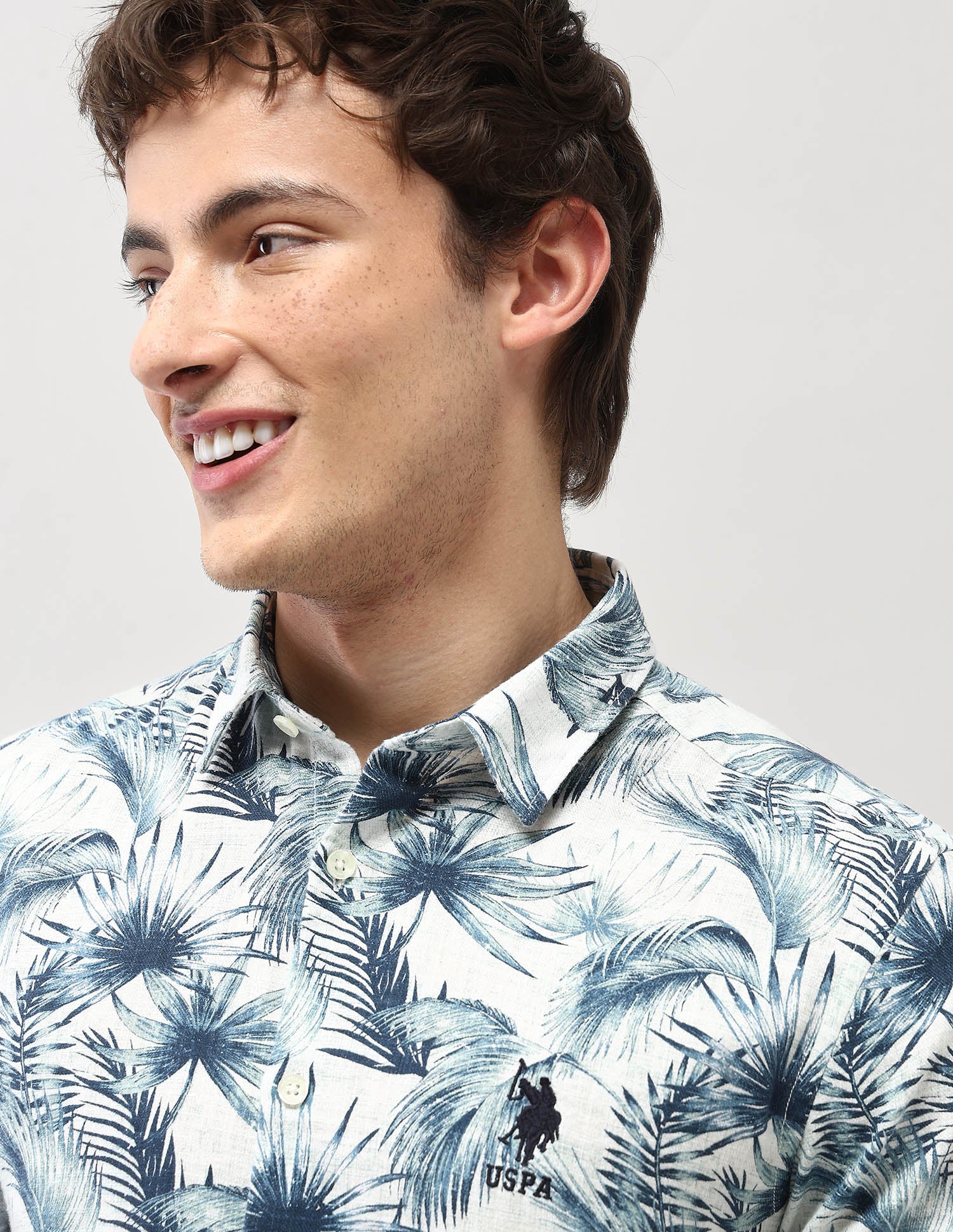 Motel On The Coast Tropical Printed Shirt - Image 7