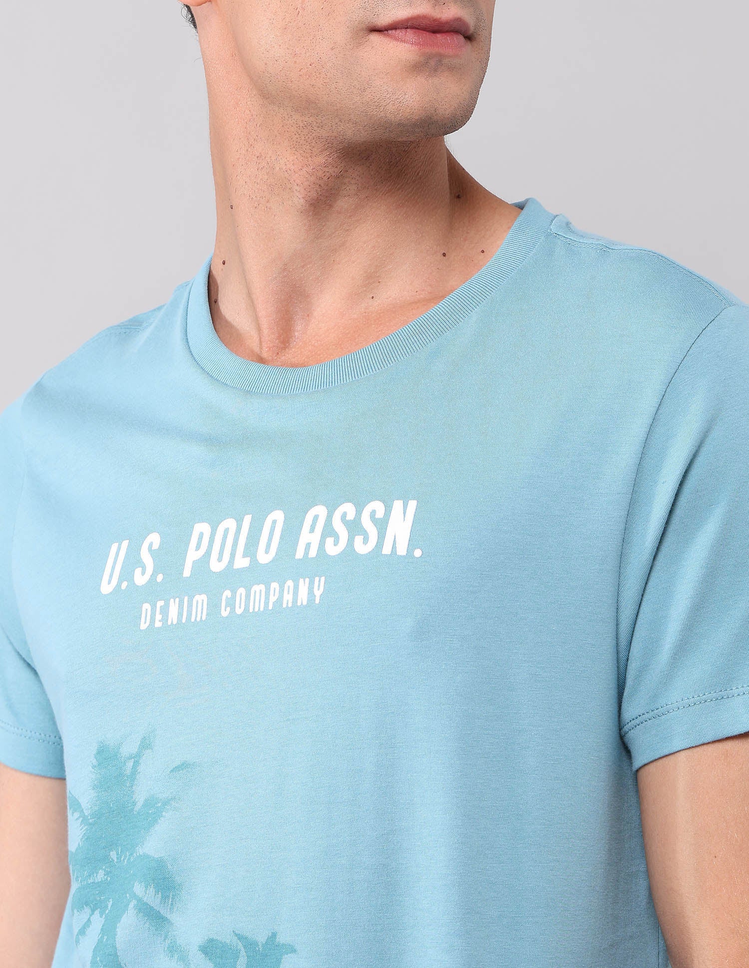 Muscle Fit Graphic Printed T-Shirt - Image 7