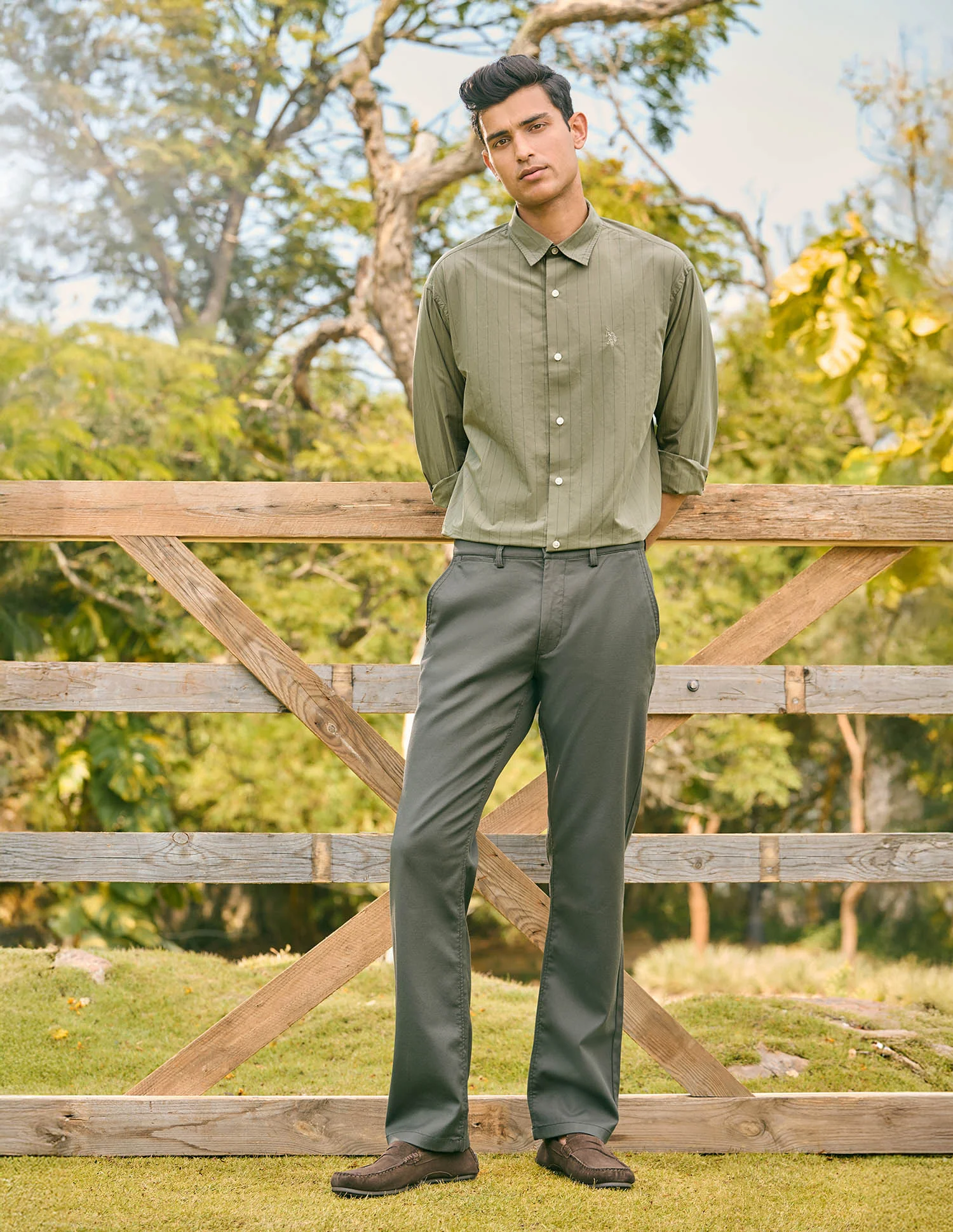 Pacho X Vertical Striped Tailored Fit Shirt - Image 3
