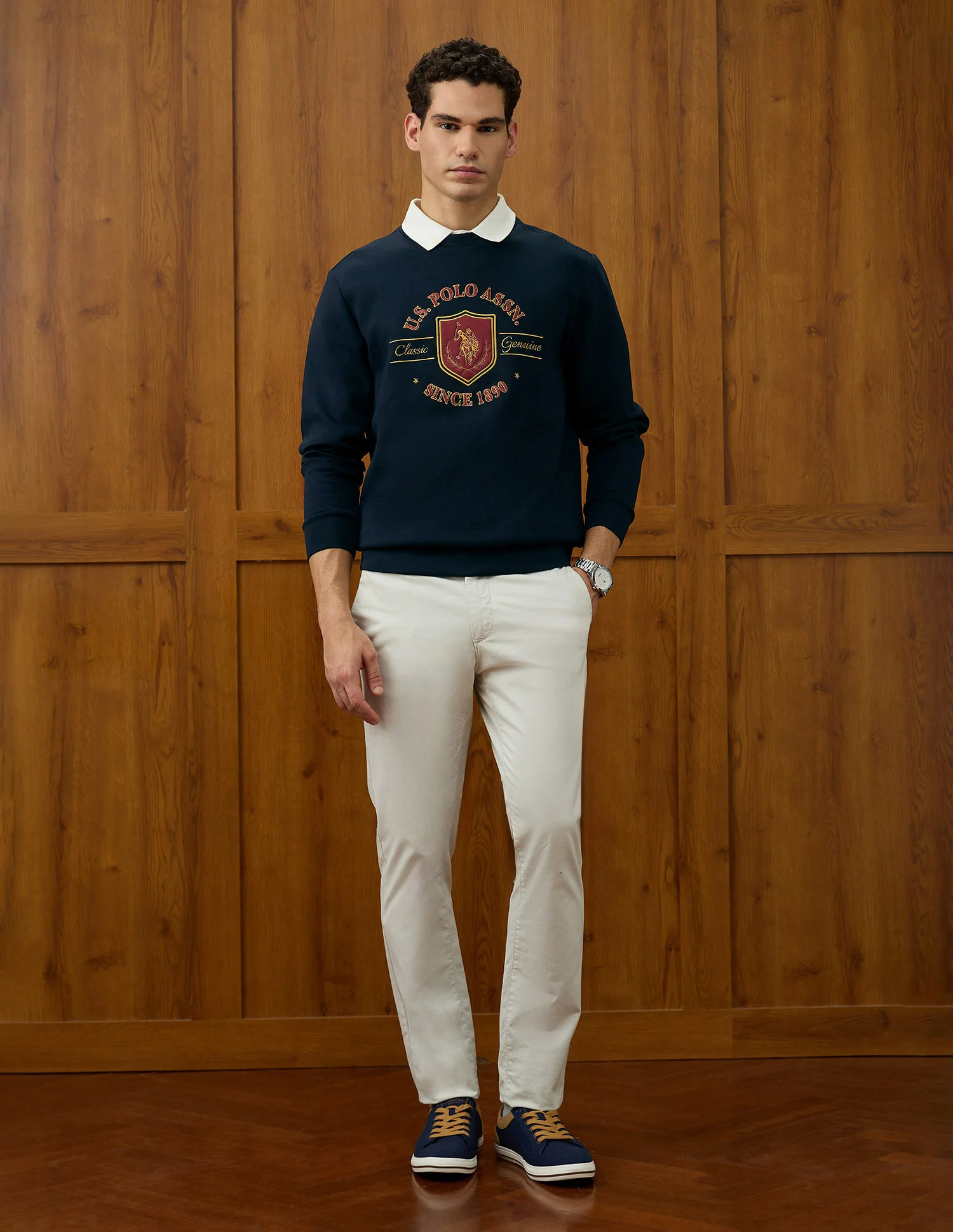 Regular Fit Equestrian Aisle Theater Sweatshirt - Image 3