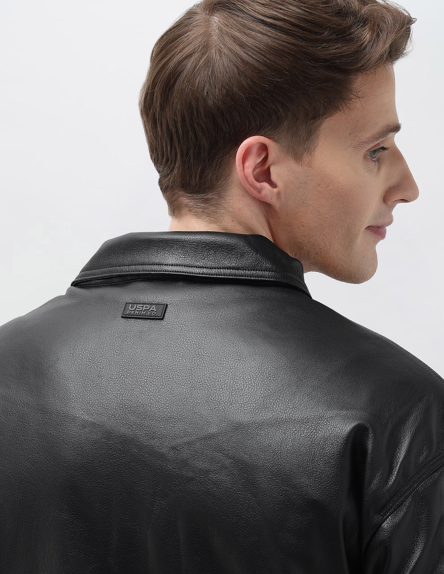 Regular Fit Solid Leather Jacket - Image 8