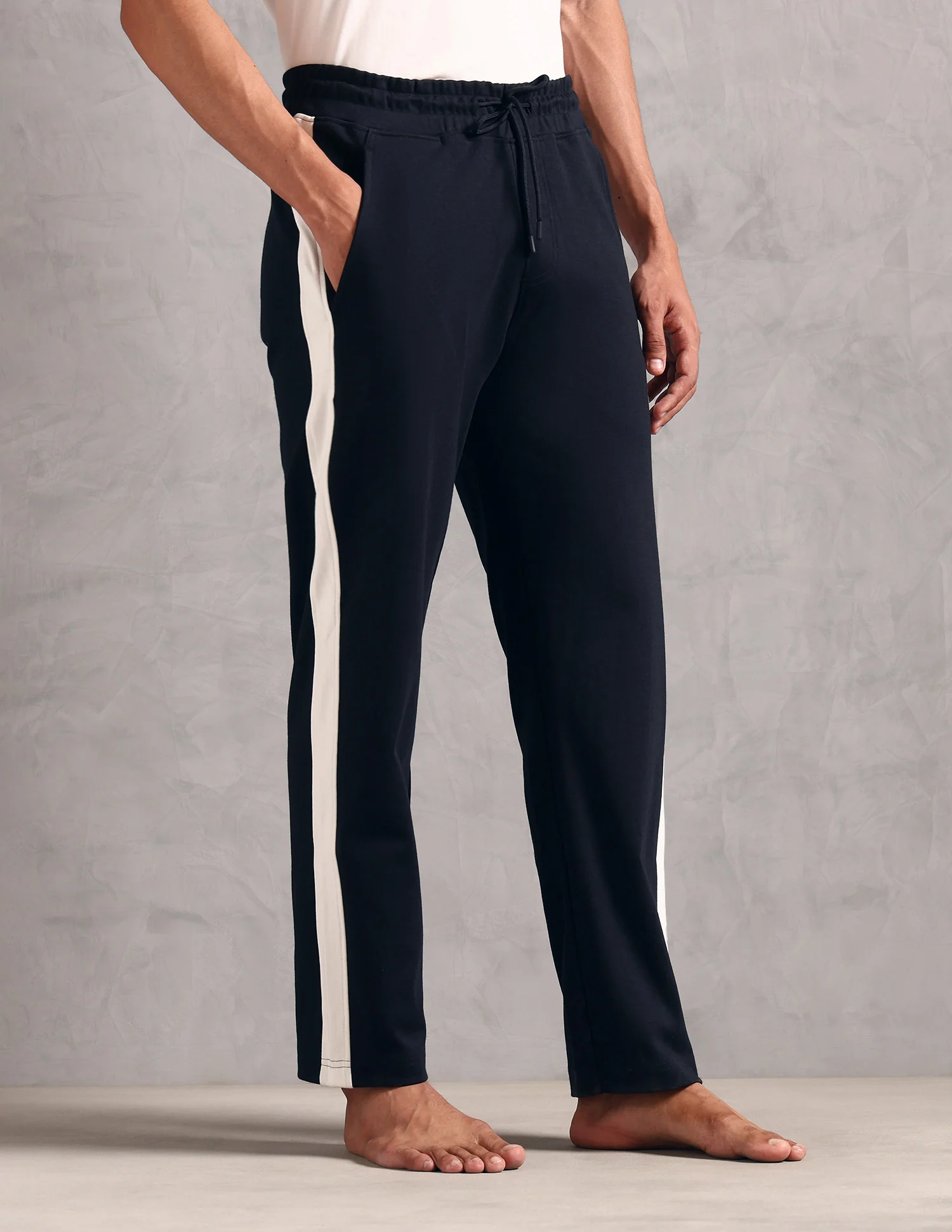 Regular Fit Solid OR004 Lounge Pants - Pack Of 1 - Image 4