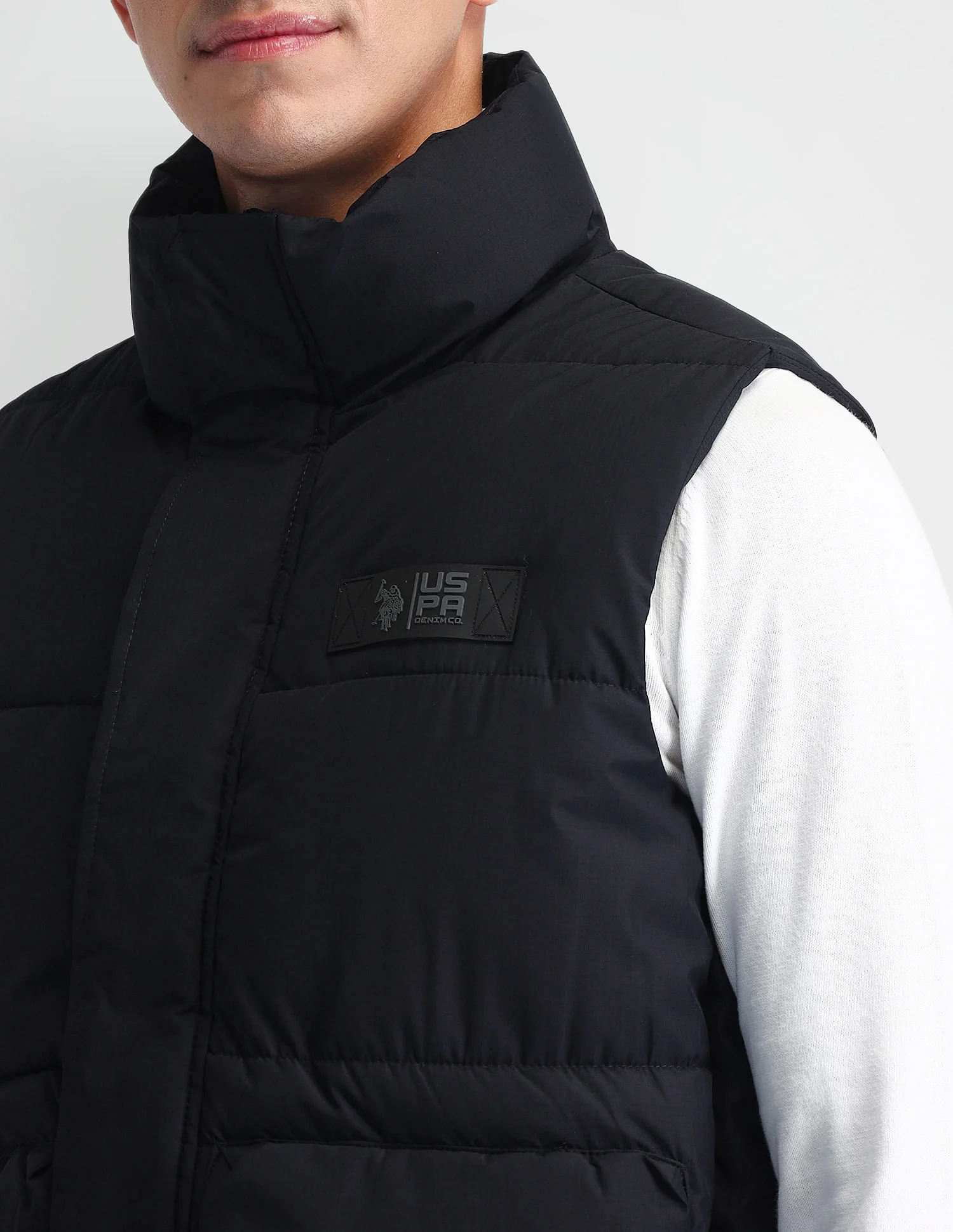 Regular Fit Solid Padded Jacket - Image 7