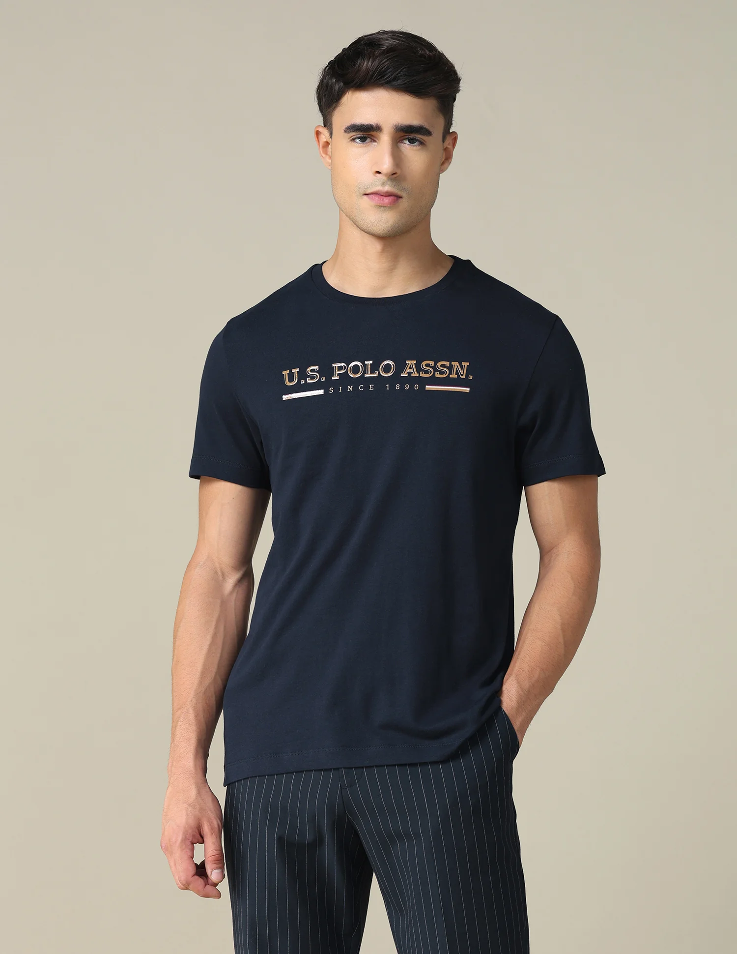 Regular Fit Solid T-shirt - Image 6