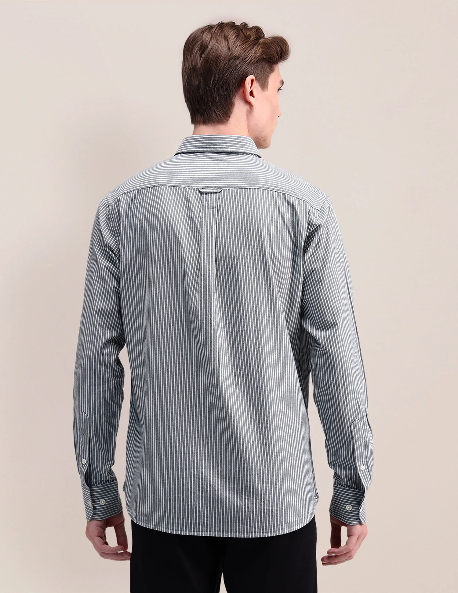 Regular Vertical Striped Shirt - Image 5