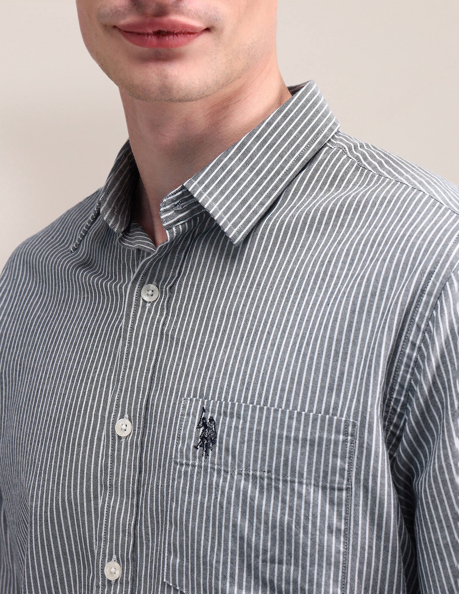 Regular Vertical Striped Shirt - Image 7