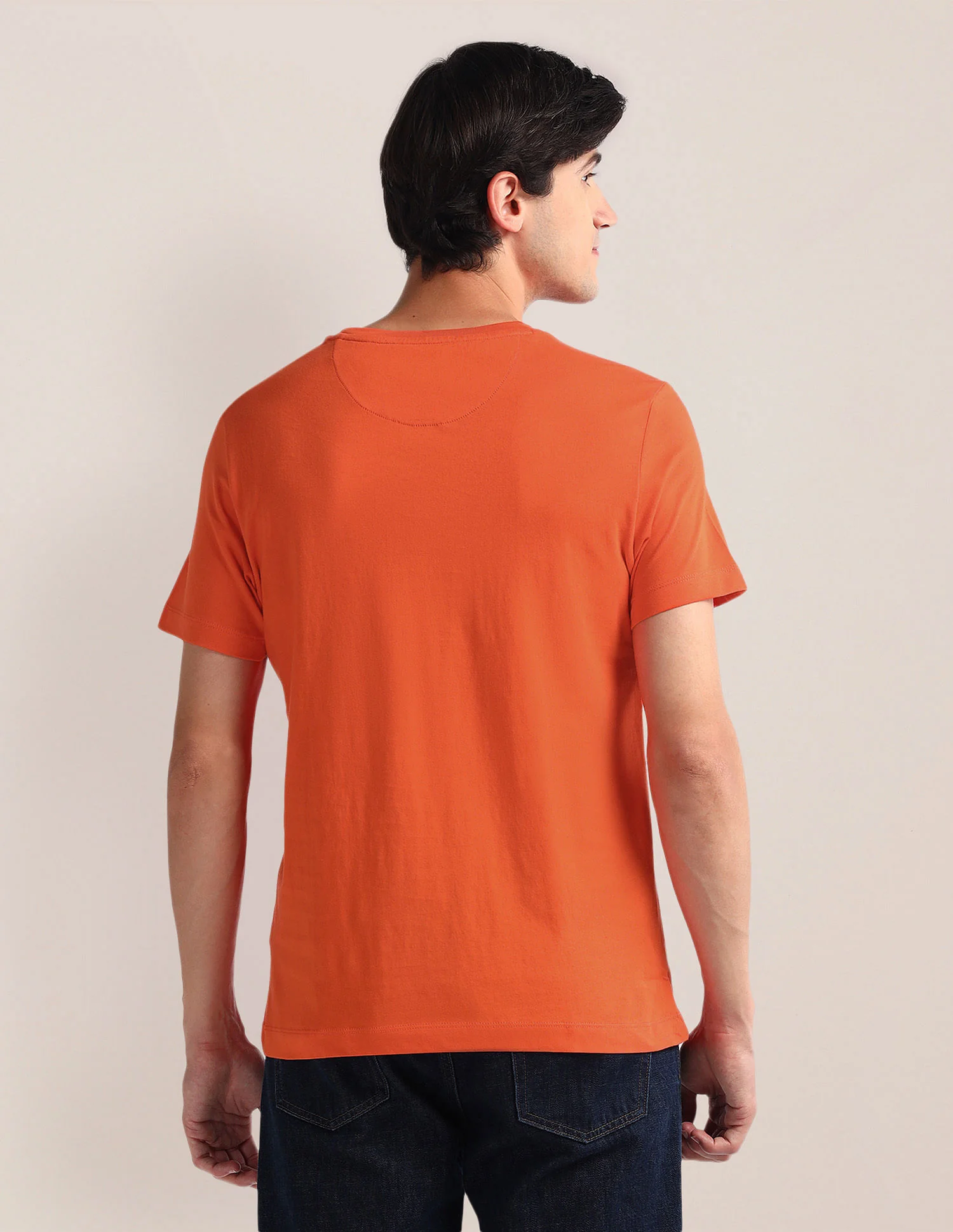 Round Neck Graphic Print T-Shirt - Image 5