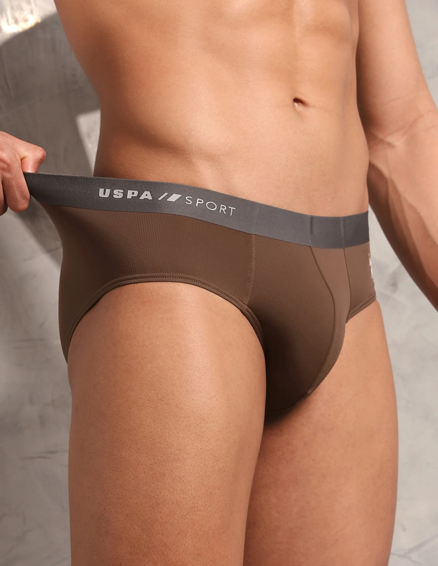 Seamless Sports RB003 Mesh Brief - Image 7