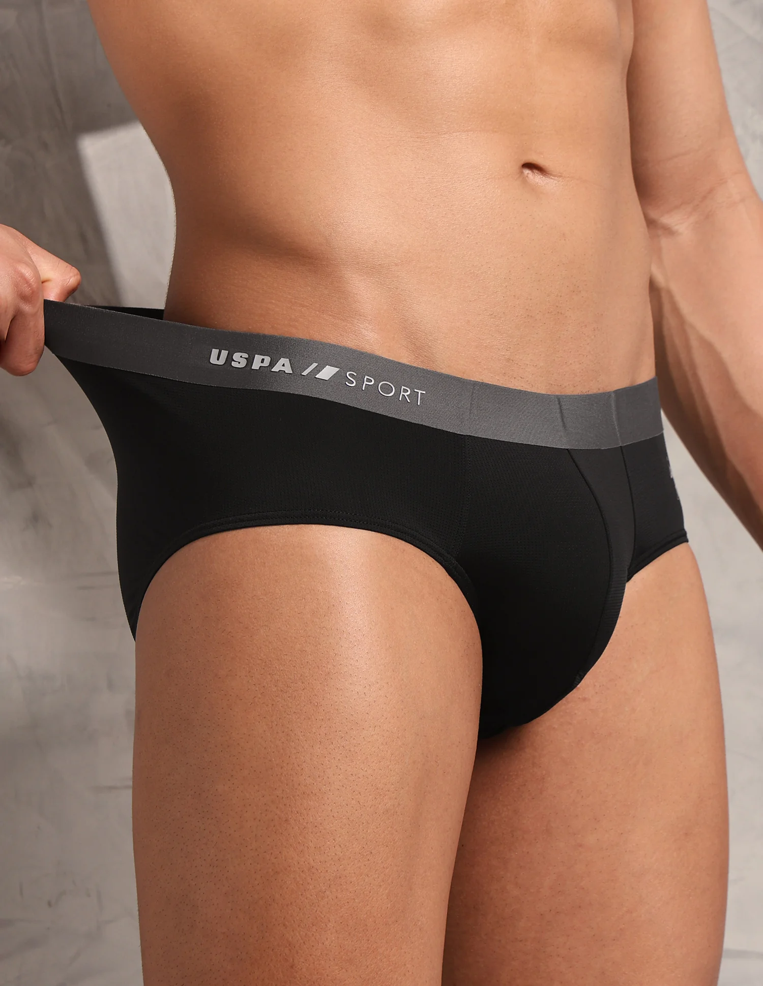 Seamless Sports RB003 Mesh Brief - Image 7