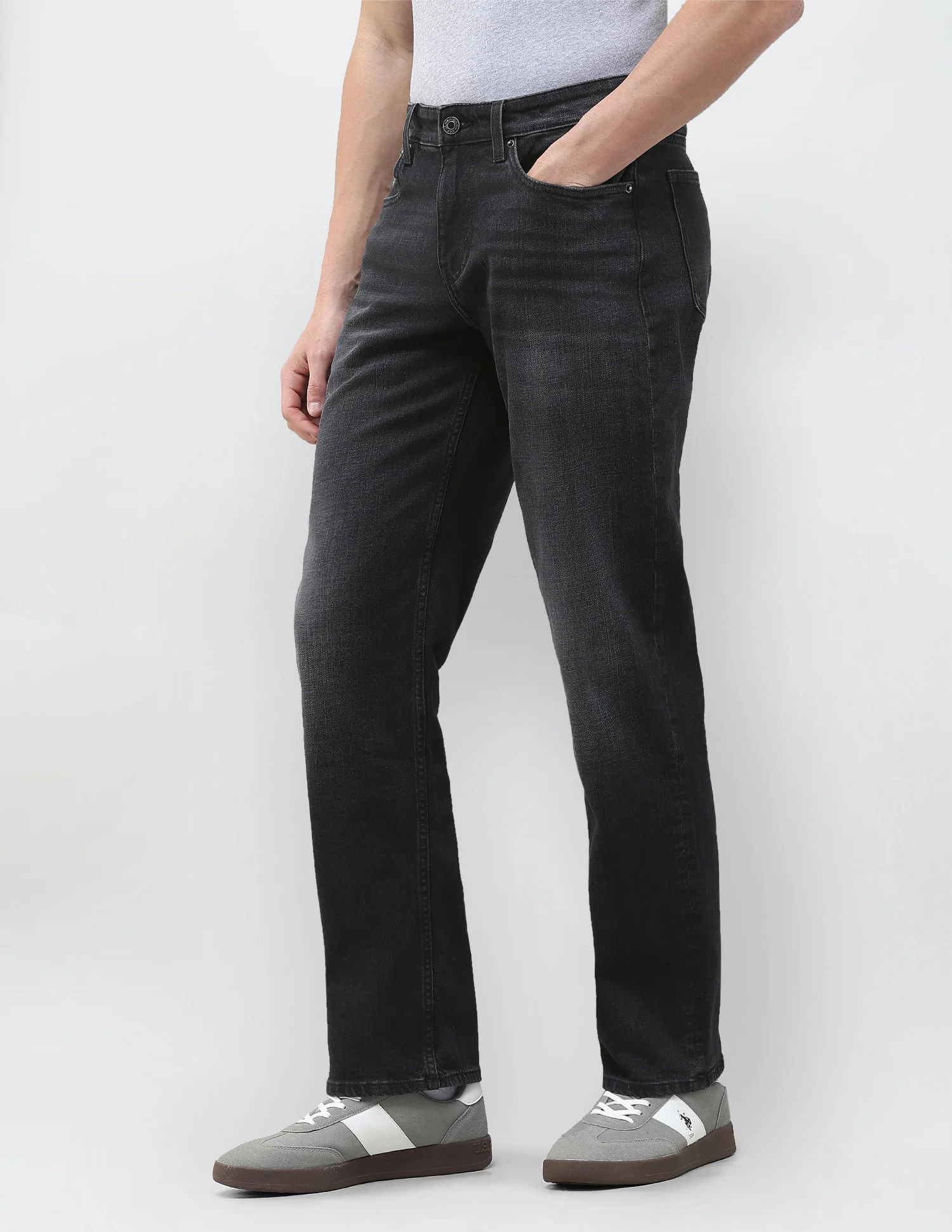 Shawn Relaxed Fit Black Jeans - Image 4