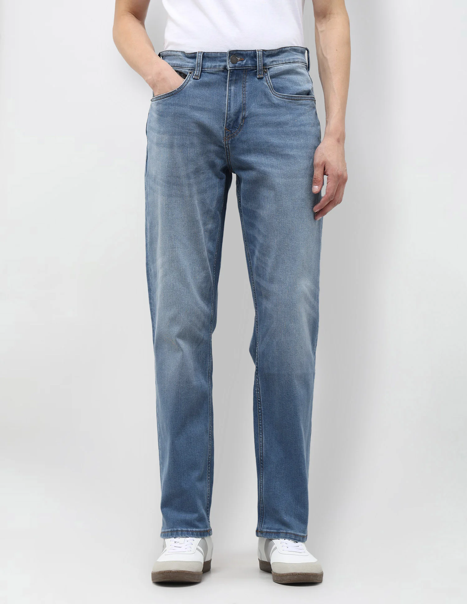 Shawn Relaxed Fit Blue Jeans - Image 6