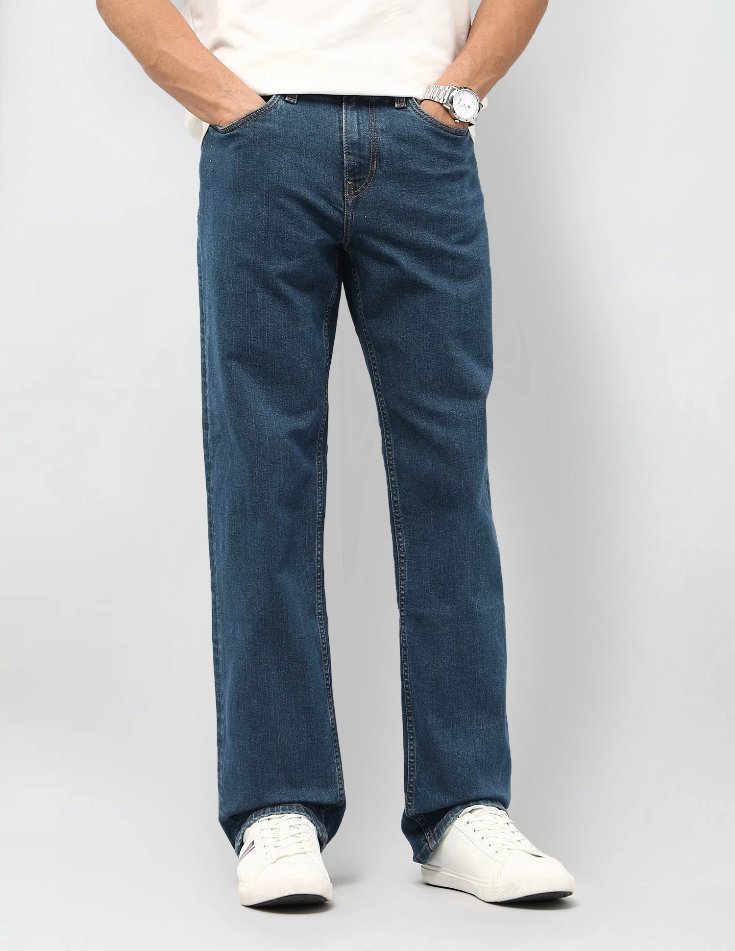 Shawn Relaxed Fit Blue Jeans - Image 6