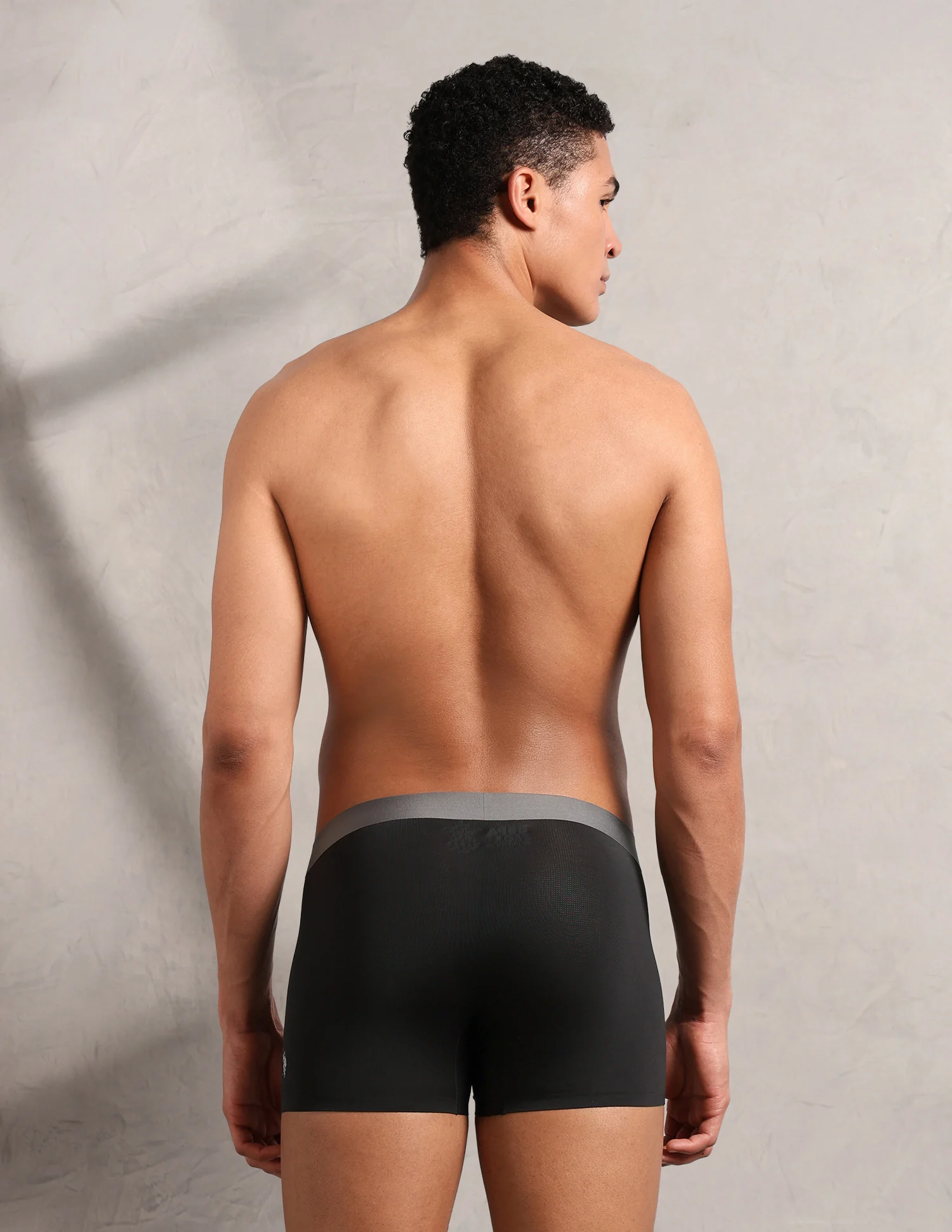 Signature Sports Mesh RT009 Seamless Trunk - Image 5