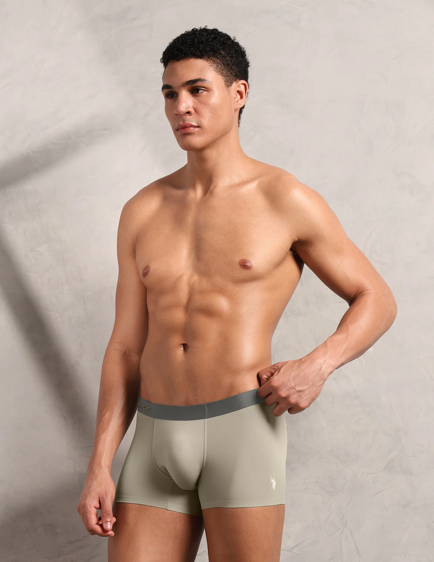Signature Sports Mesh RT009 Seamless Trunk - Image 4