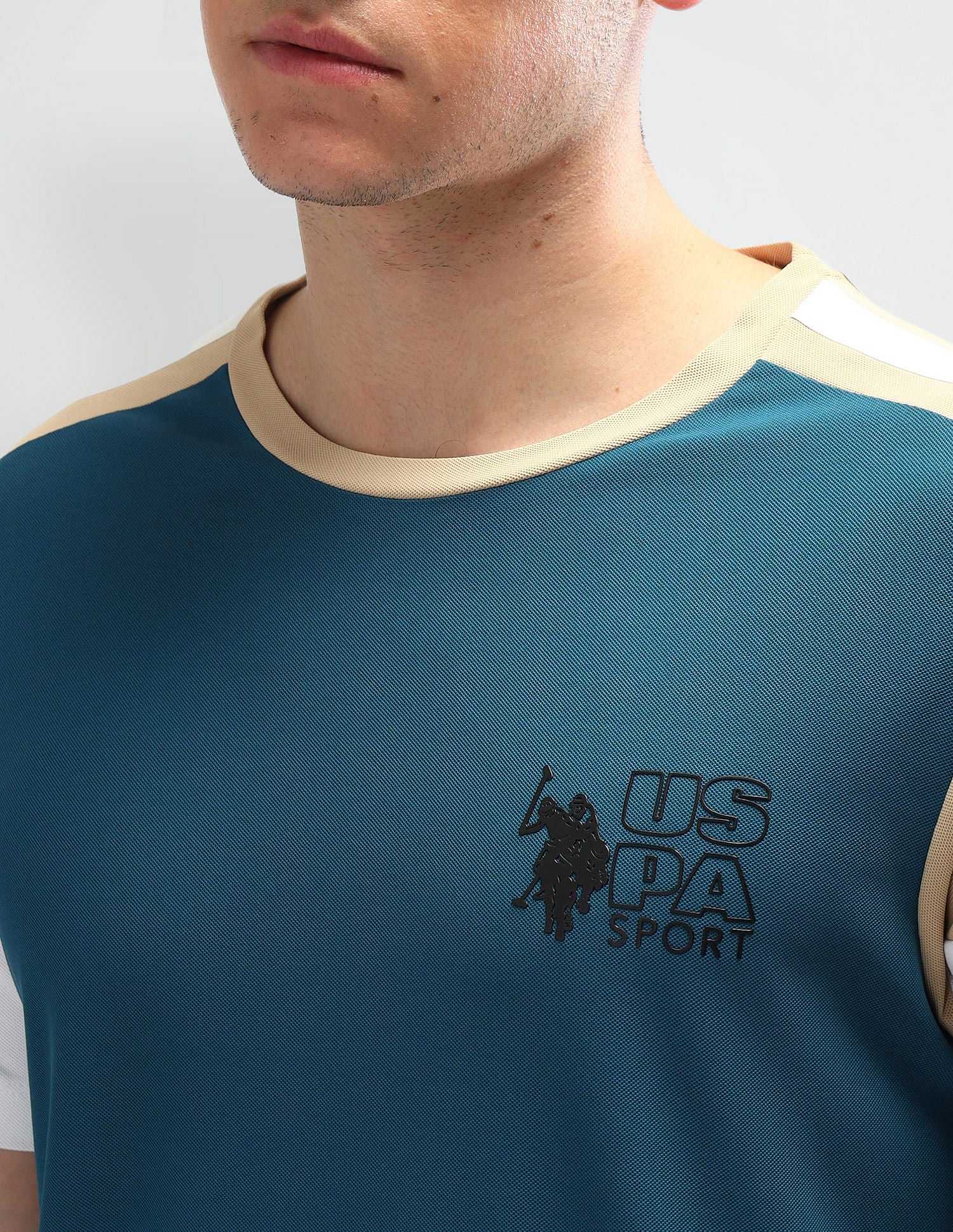 Slim Fit Solid T-Shirt - Image 7