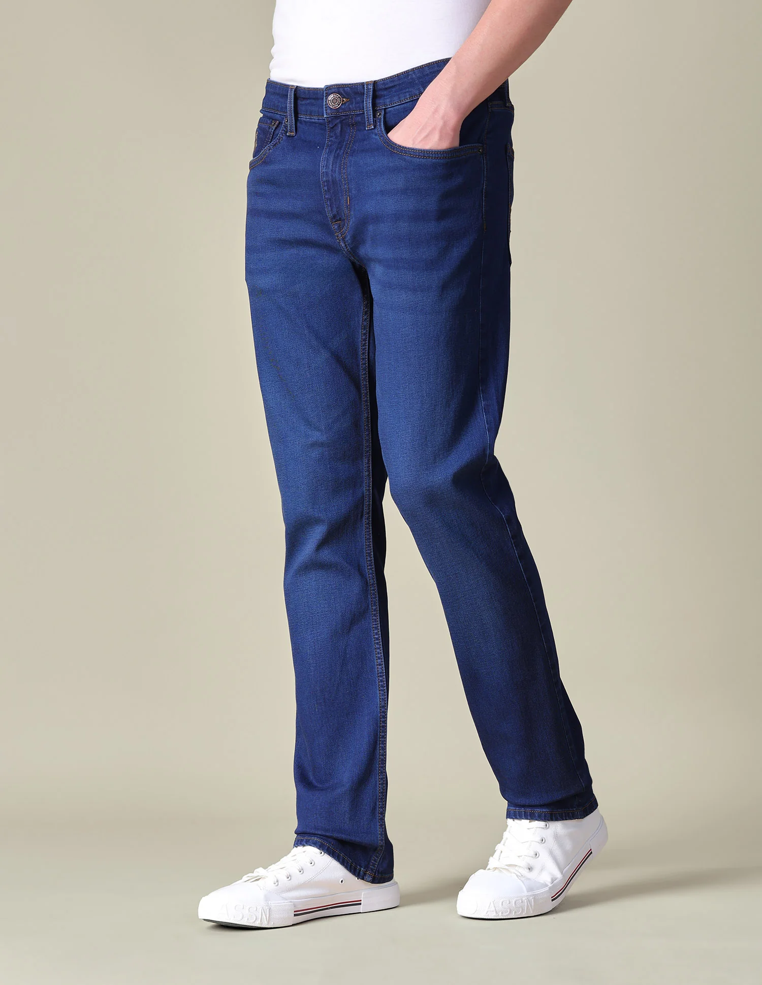 Slim Straight Fit Blue Jeans - Image 4