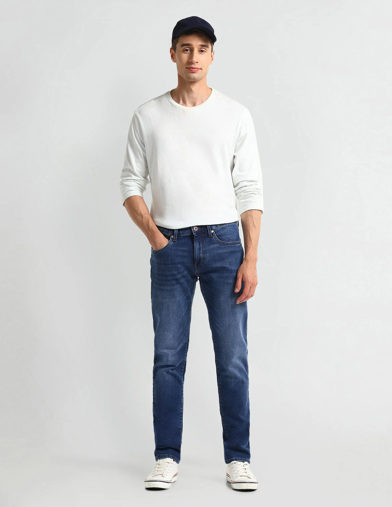 Slim Tapered Fit Blue Jeans - Image 3