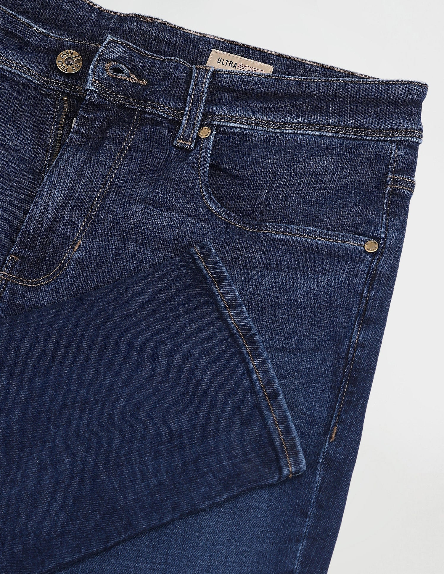 Slim Tapered Fit Blue Jeans - Image 2