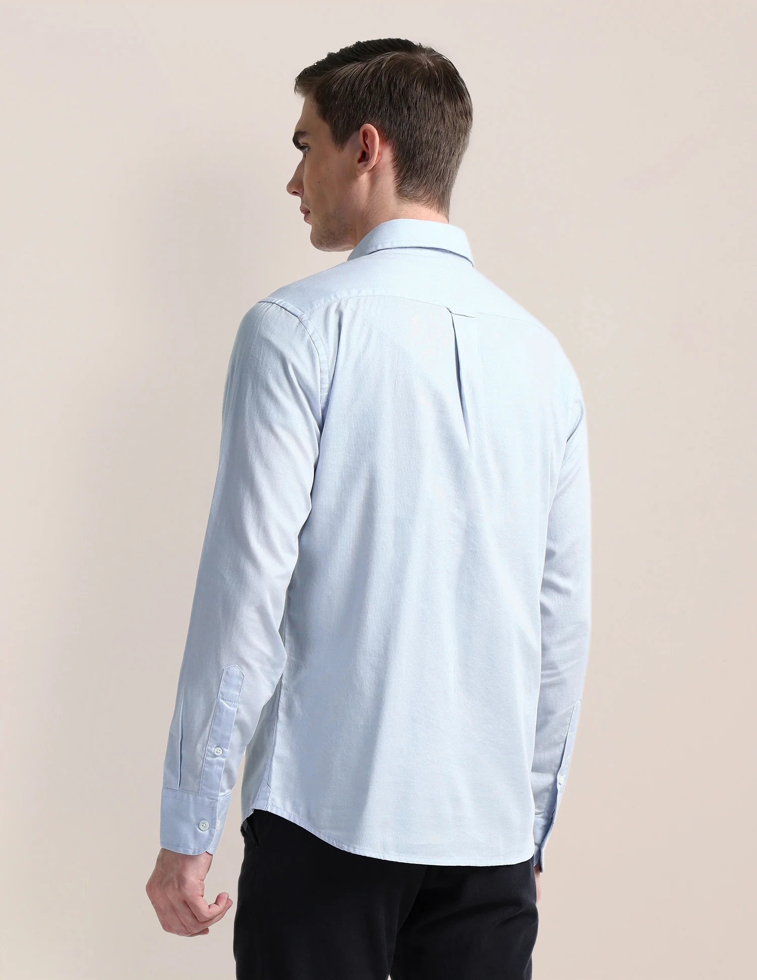 Solid Regular Fit Formal Shirt - Image 5