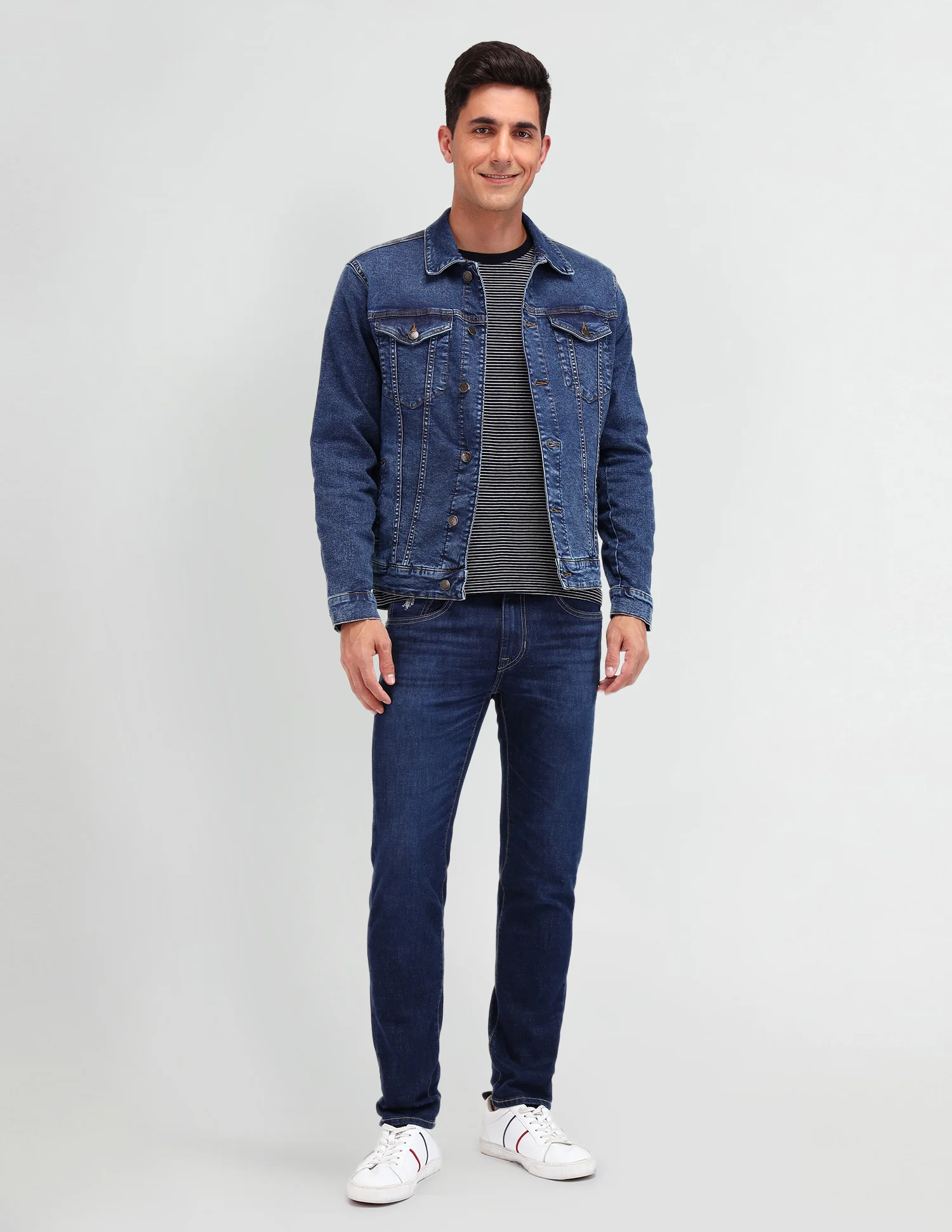 Solid Classic Fit Jacket - Image 3