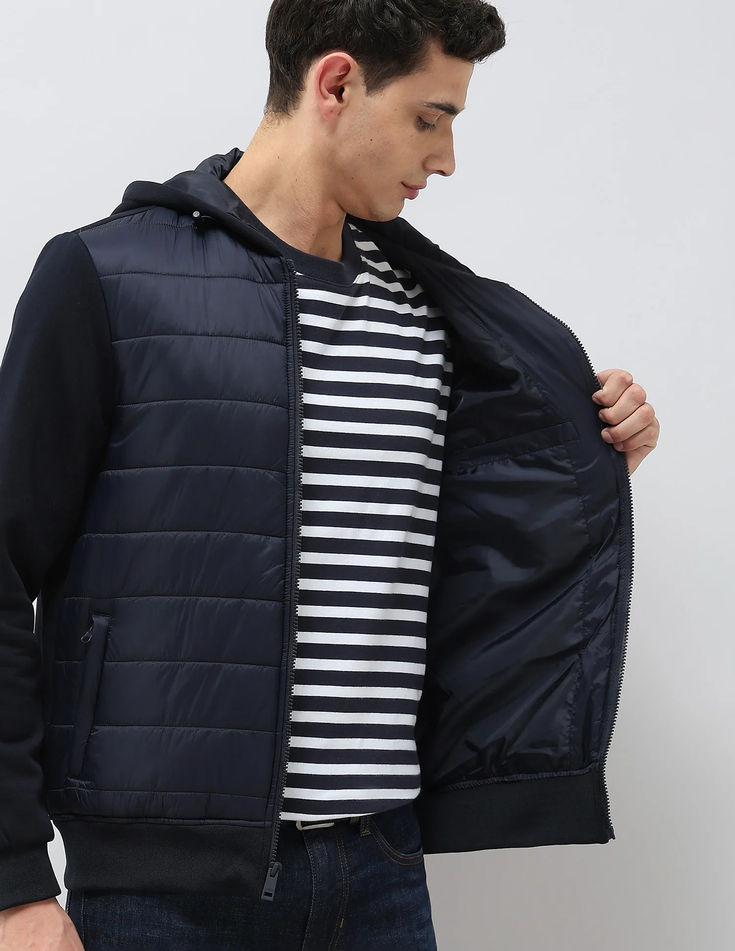 Solid Hooded Puffer Jacket - Image 10