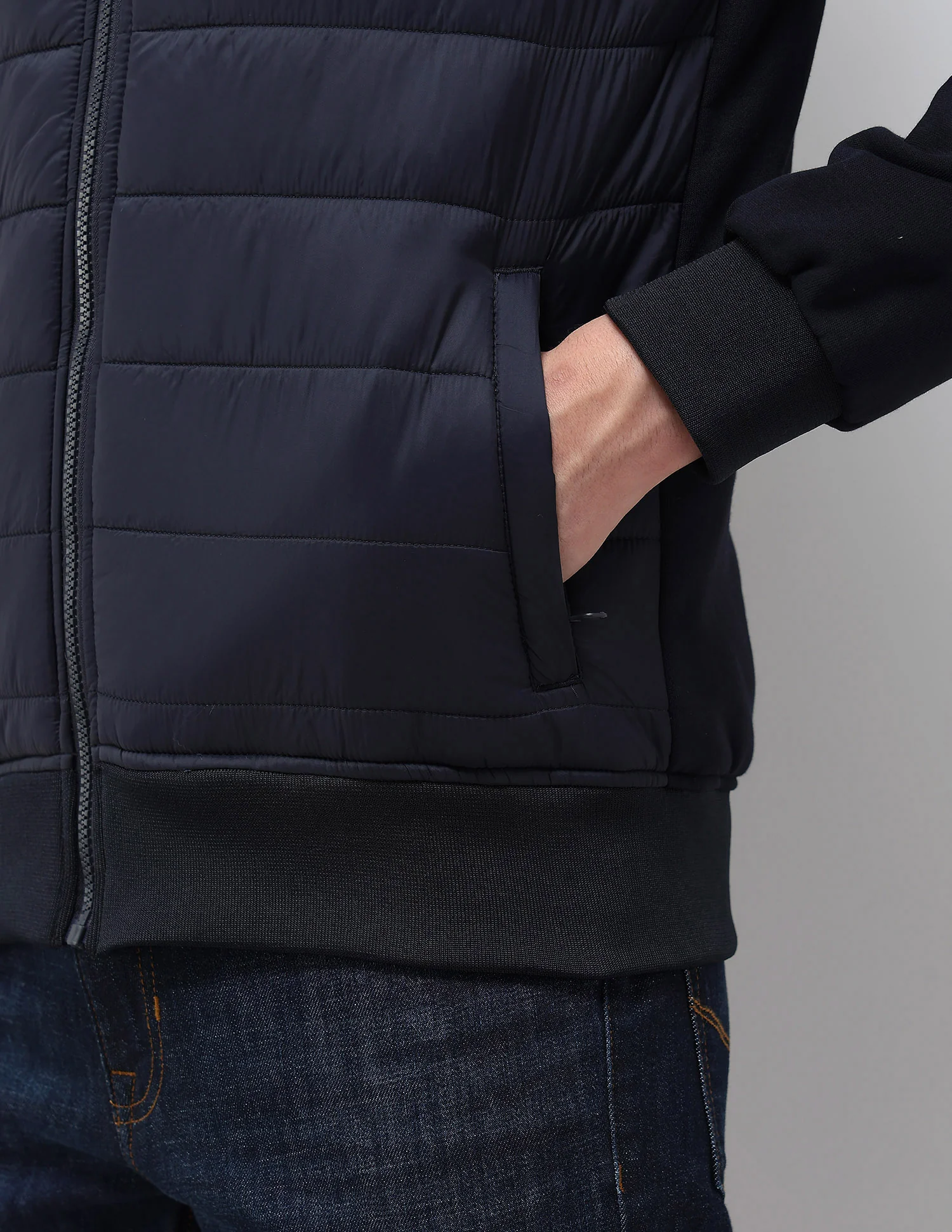 Solid Hooded Puffer Jacket - Image 8
